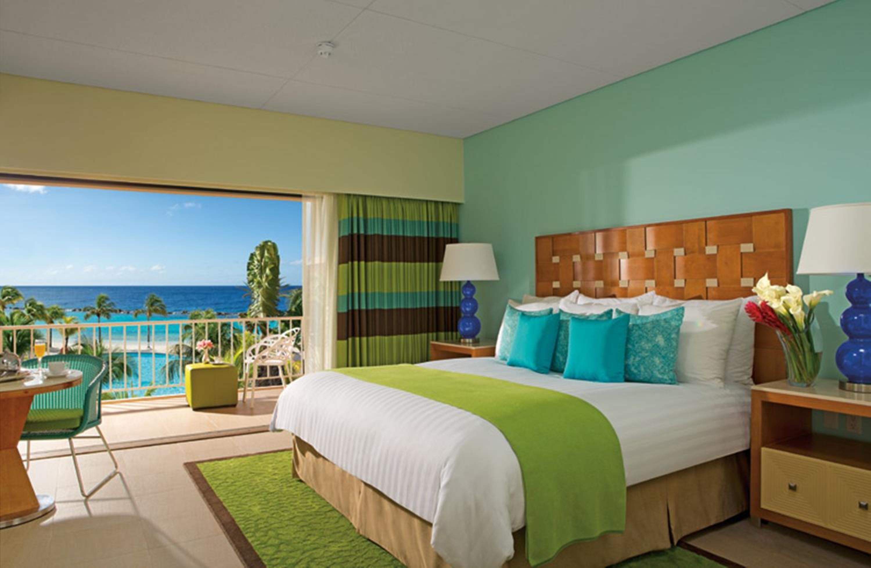 Premium Deluxe Ocean Front King