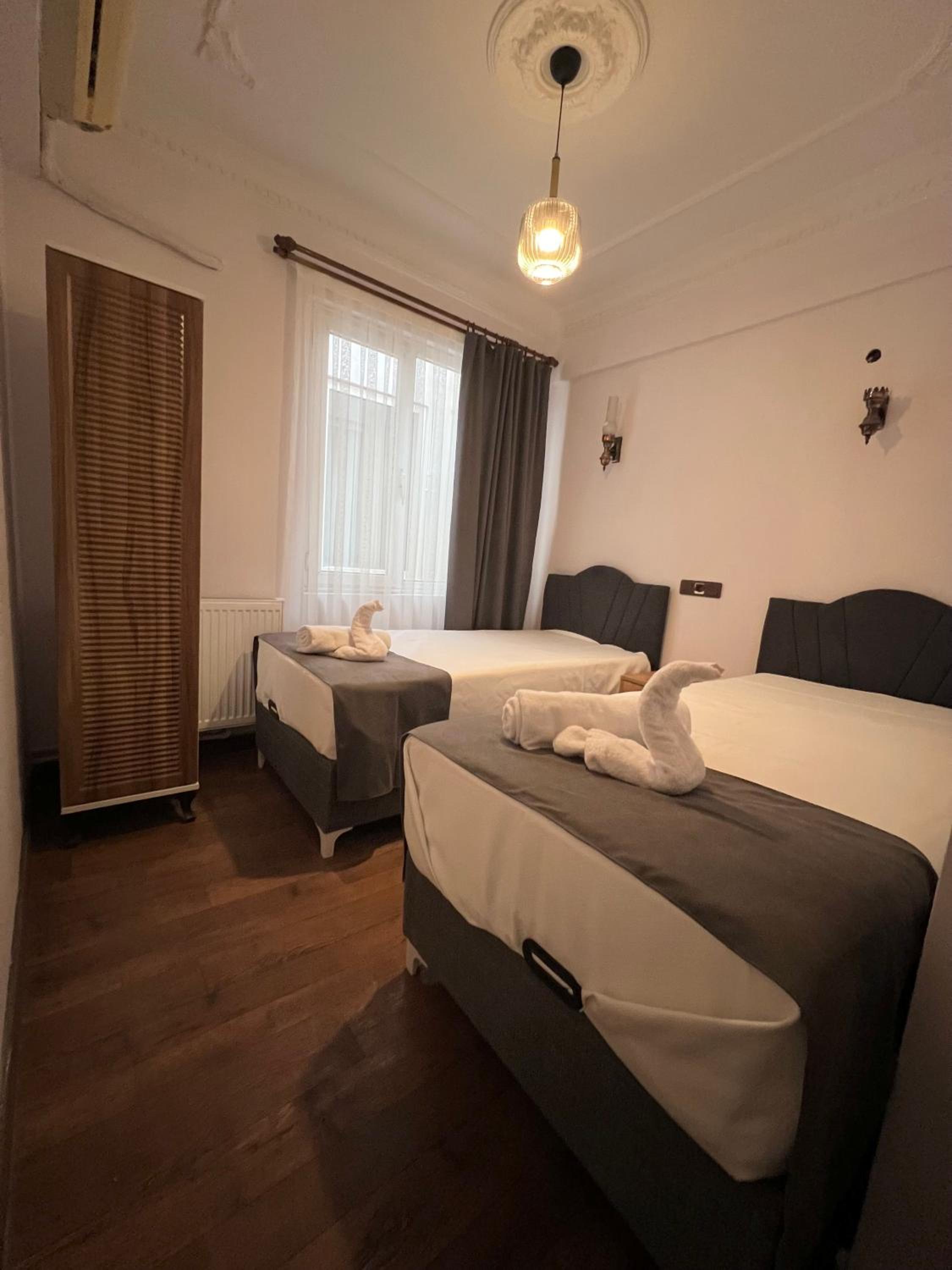 Budget Double or Twin Room - Photo 2