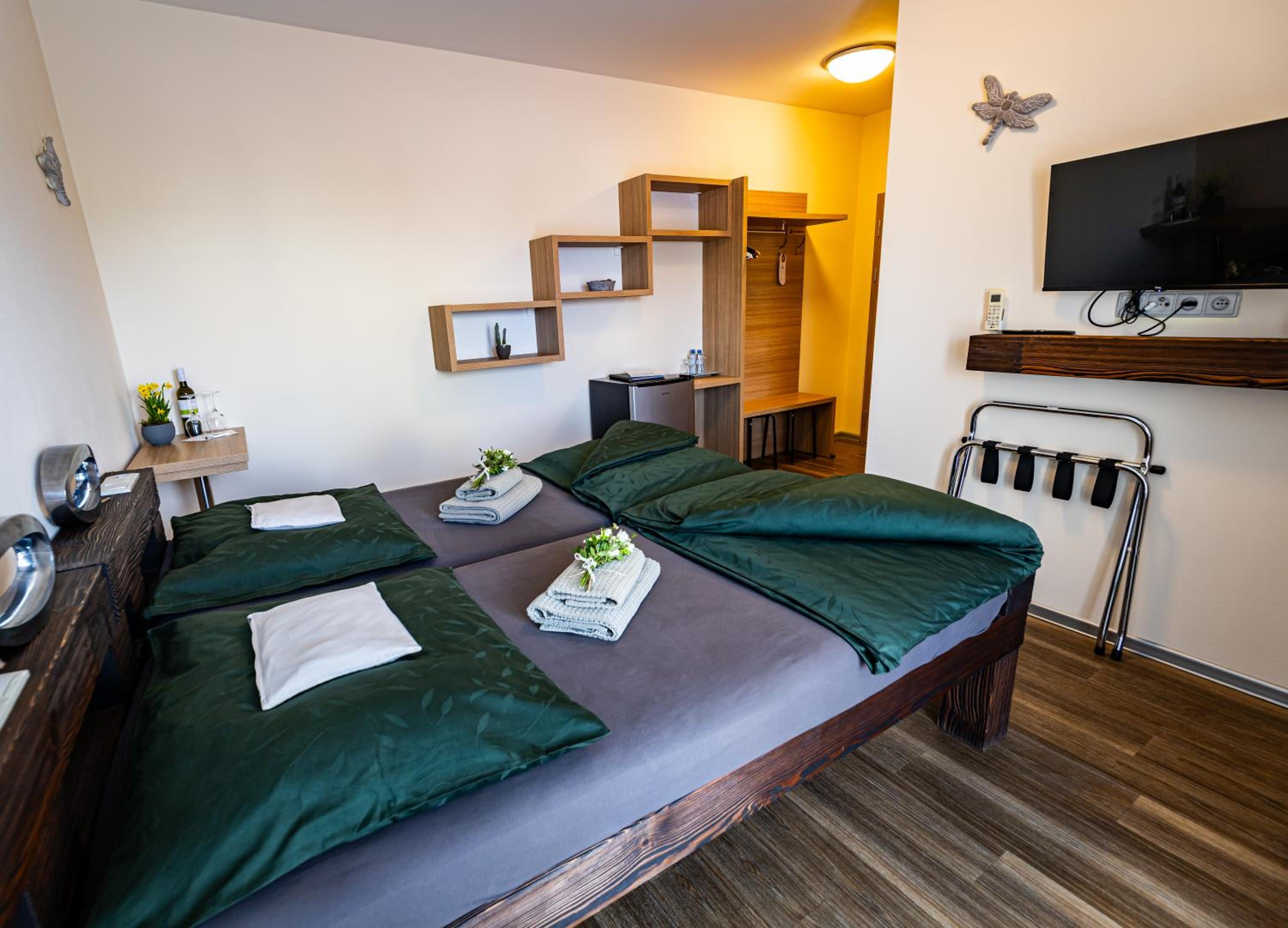 Double or Twin Room photo 3