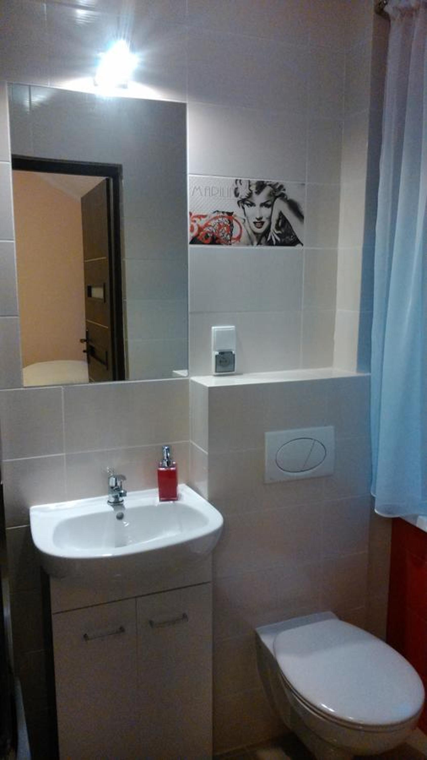 Standard King Room photo 3