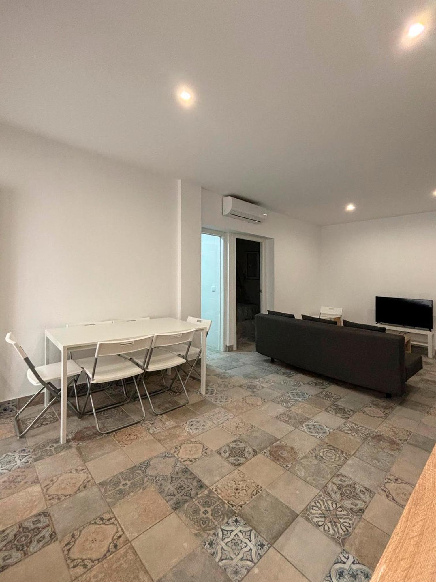 Apartment - Photo 1