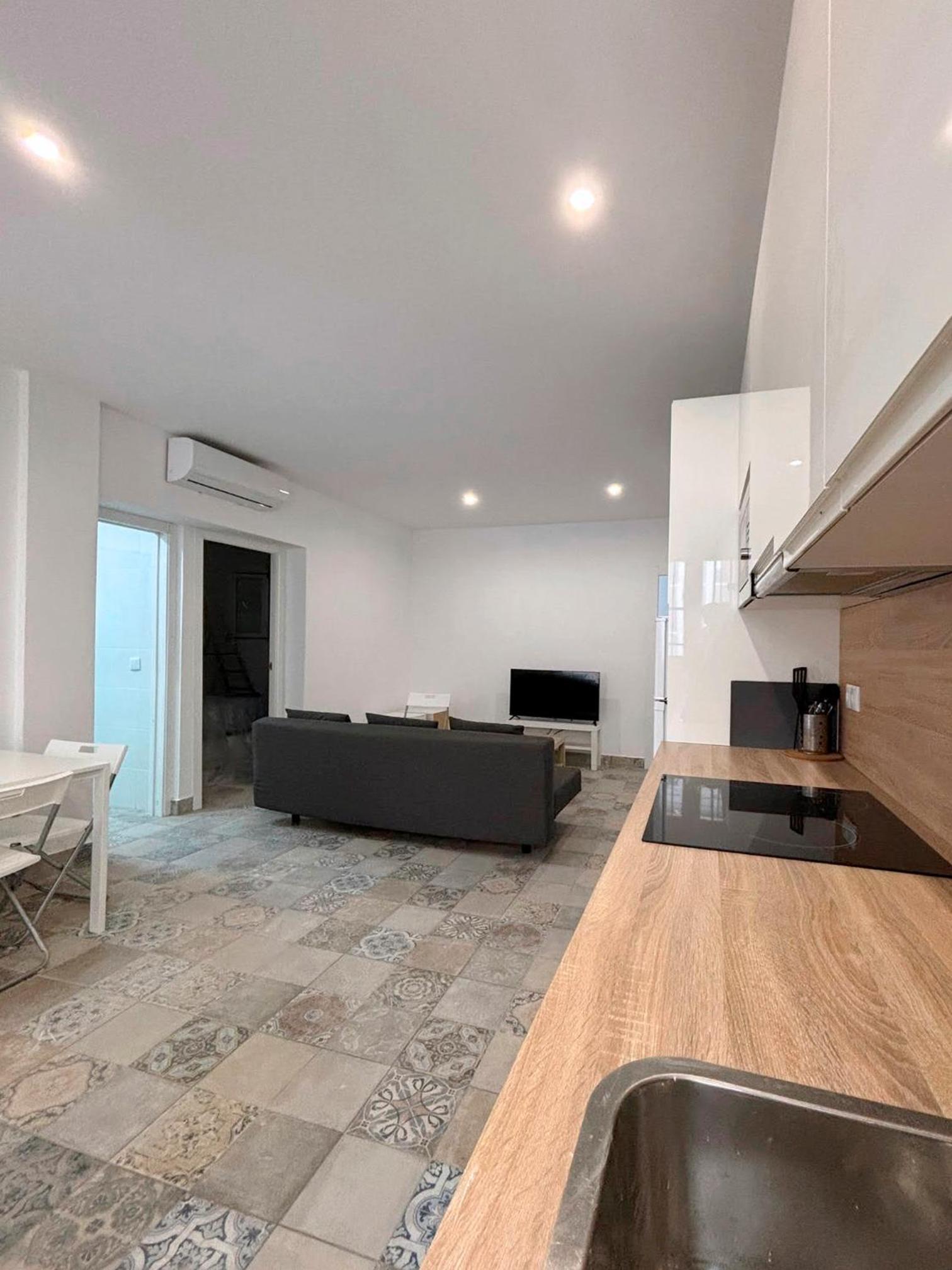 Apartment - Photo 4