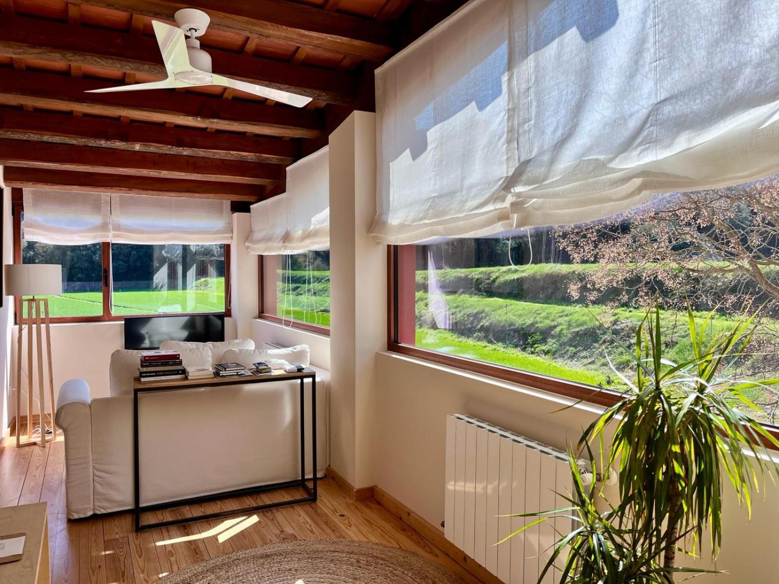 Double Room with Mountain View - Photo 1