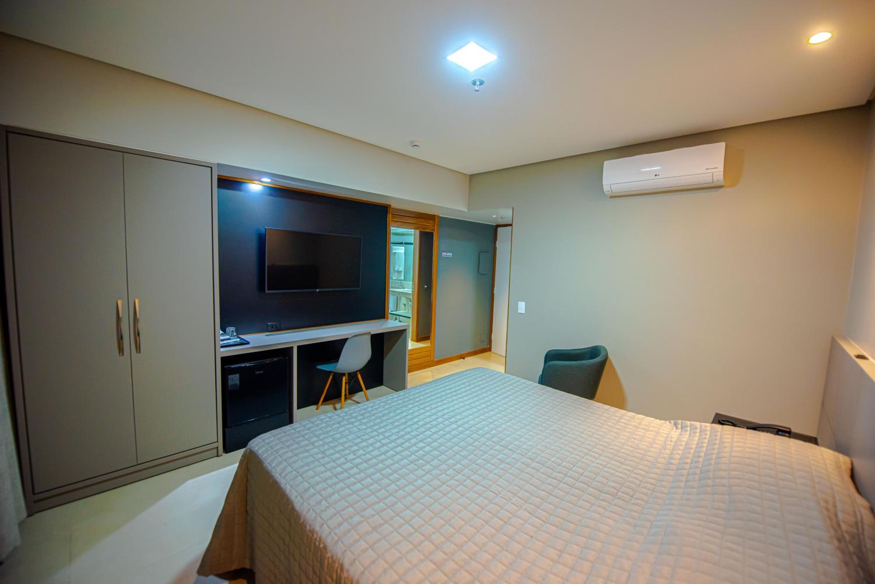 Large Single Room photo 1