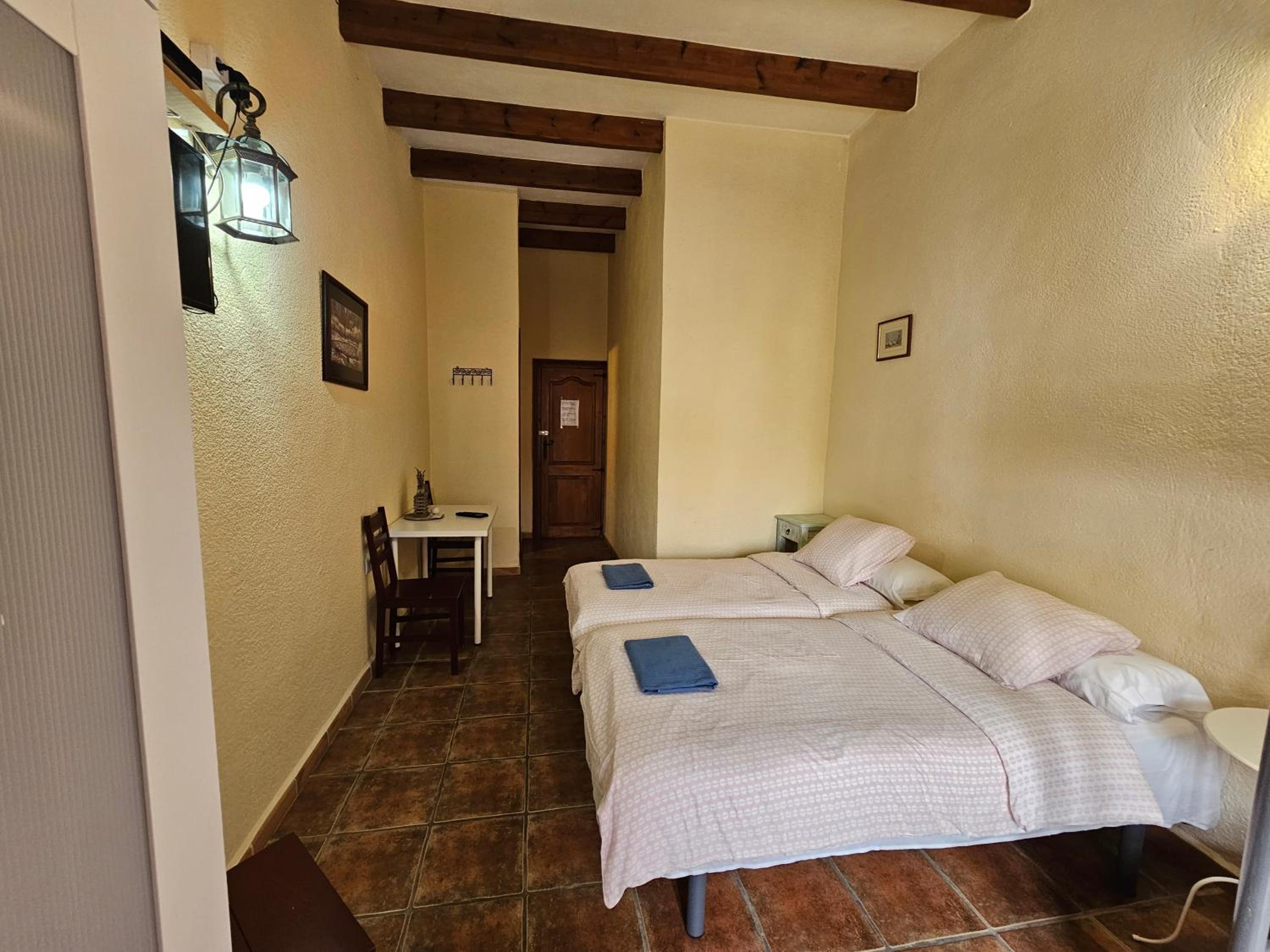 Quadruple Room with Mountain View photo 2