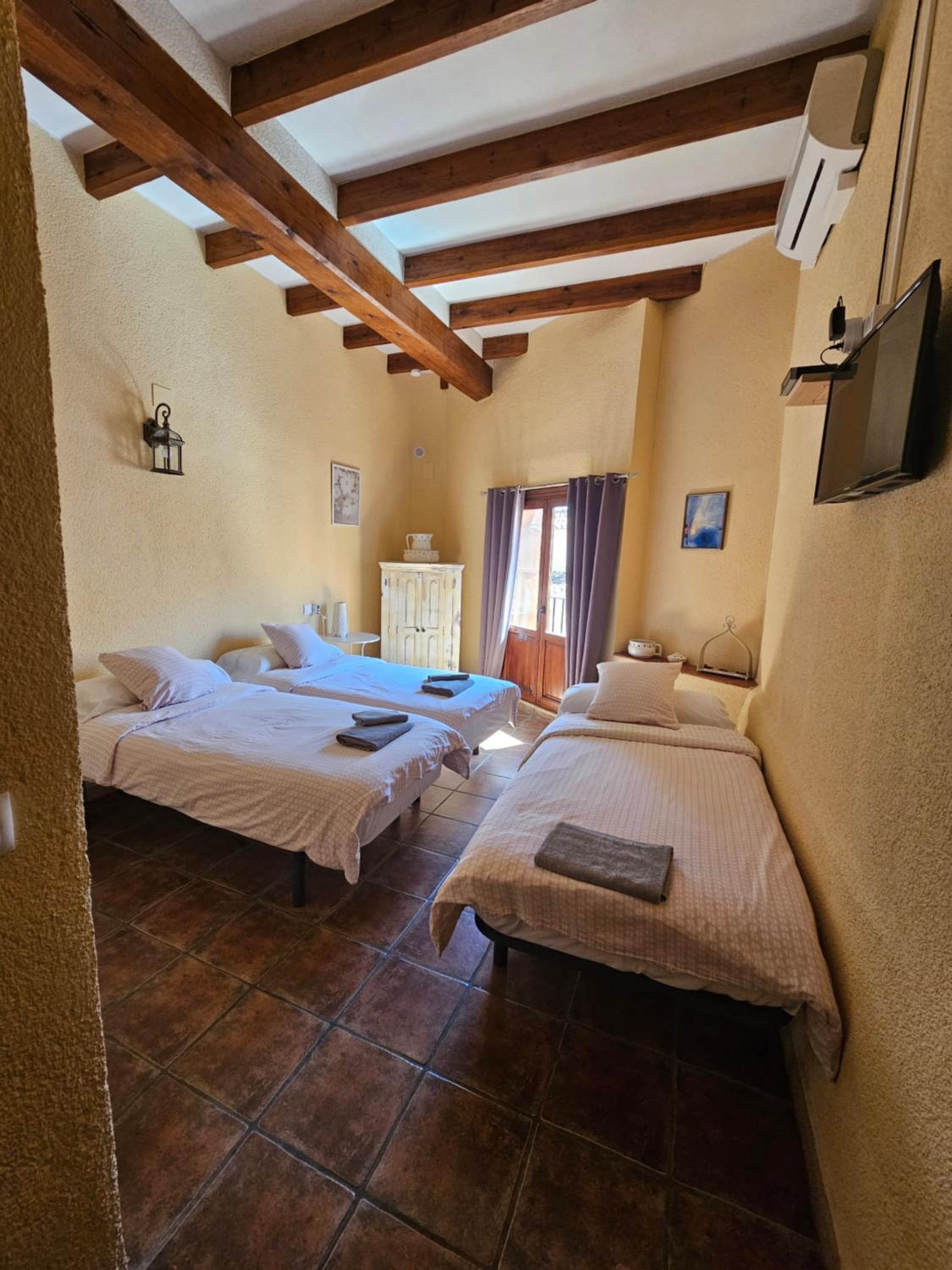 Habitación Triple Económica