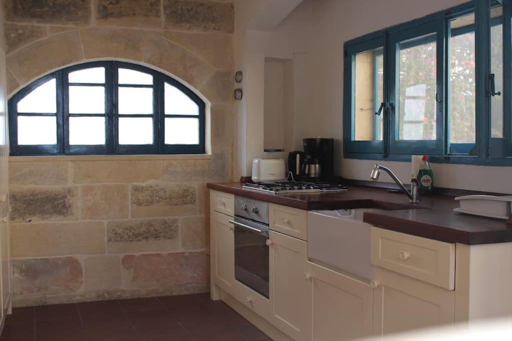 Three-Bedroom Villa photo 3