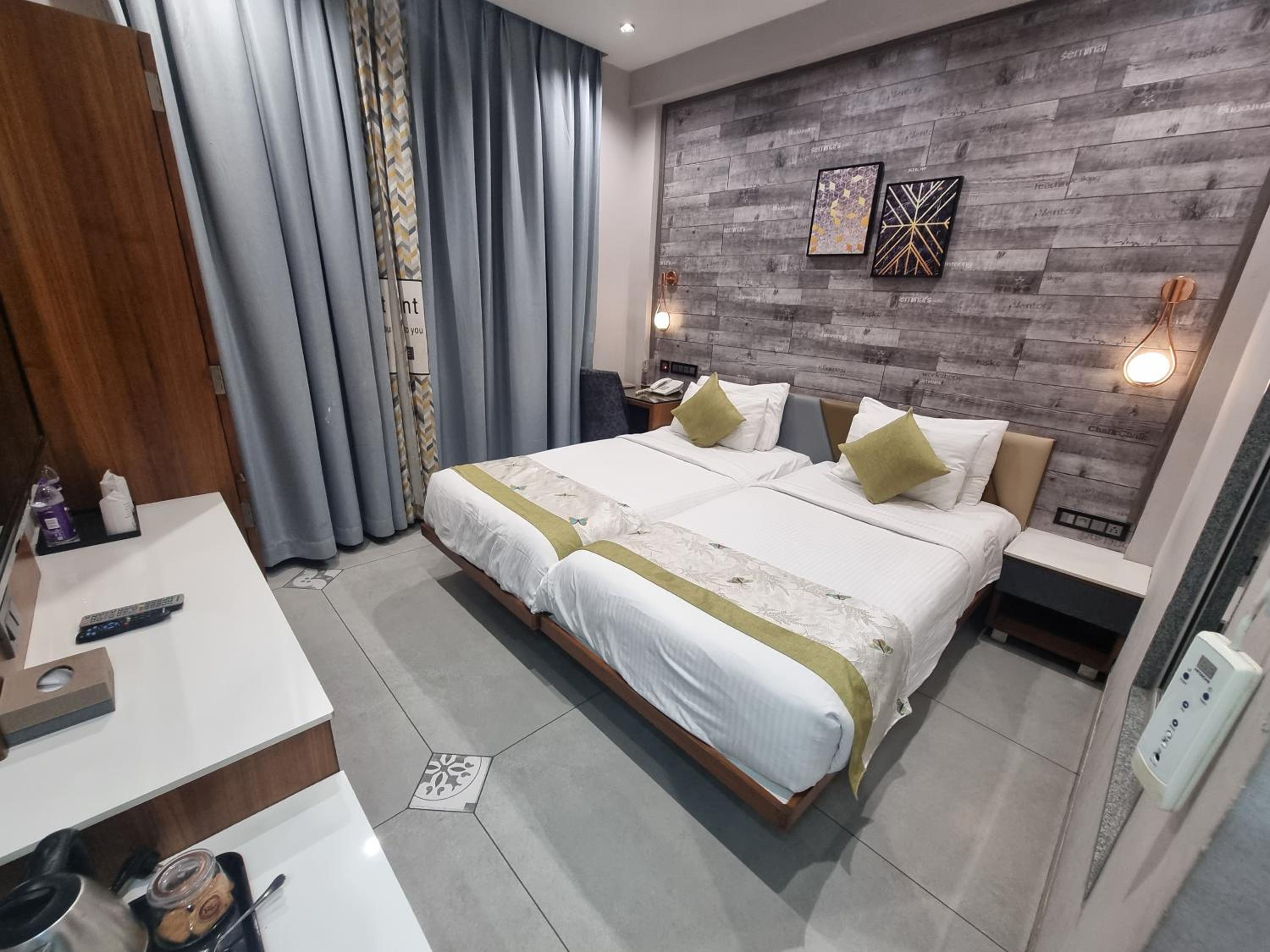 Superior Twin Room