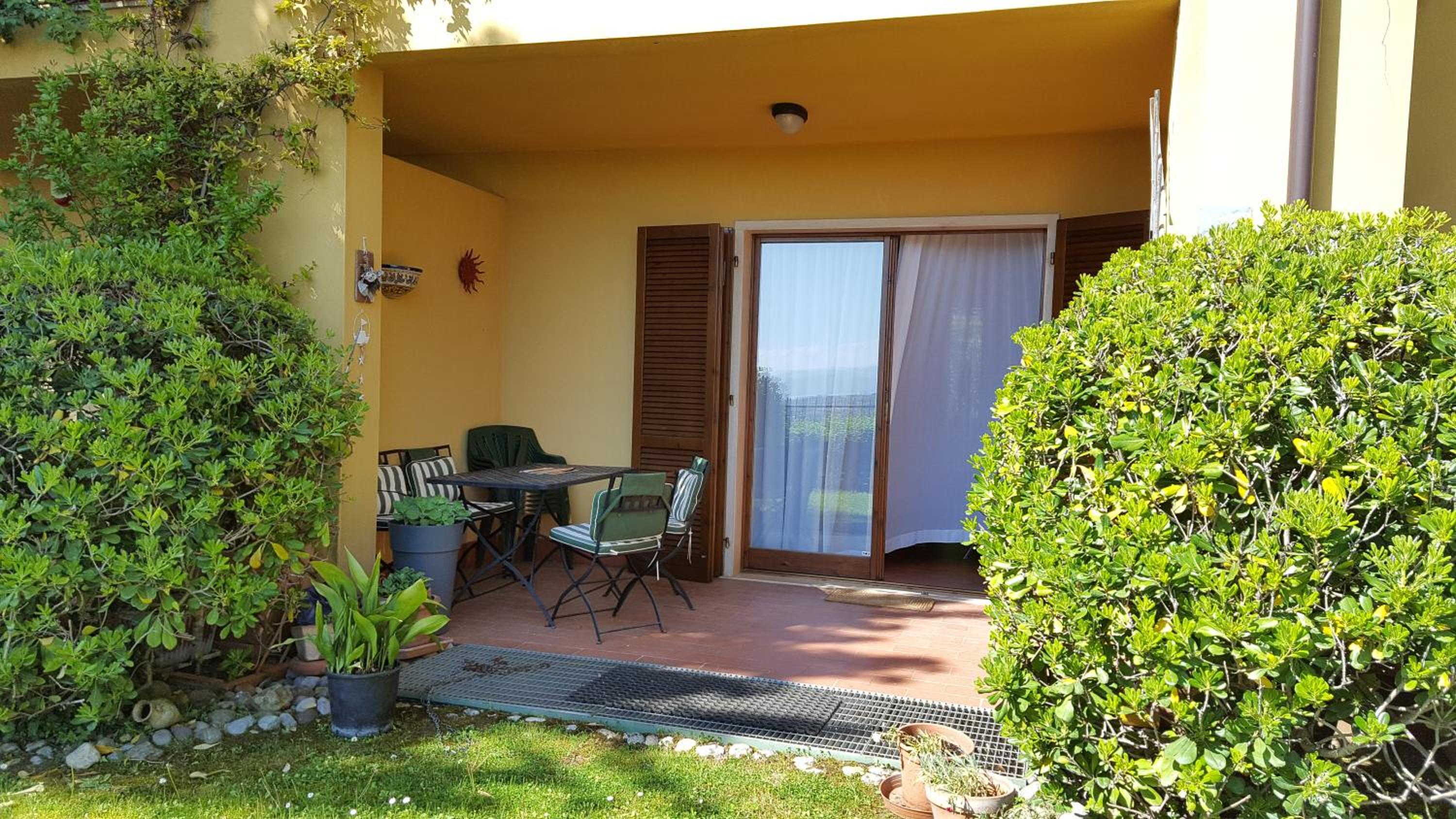 Apartment with Lake View photo 3
