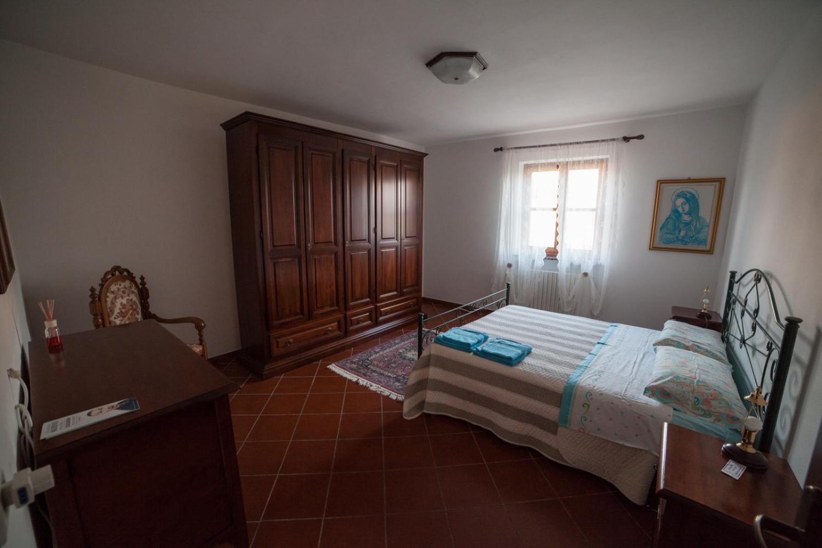 Double Room With Private Bathroom photo 2