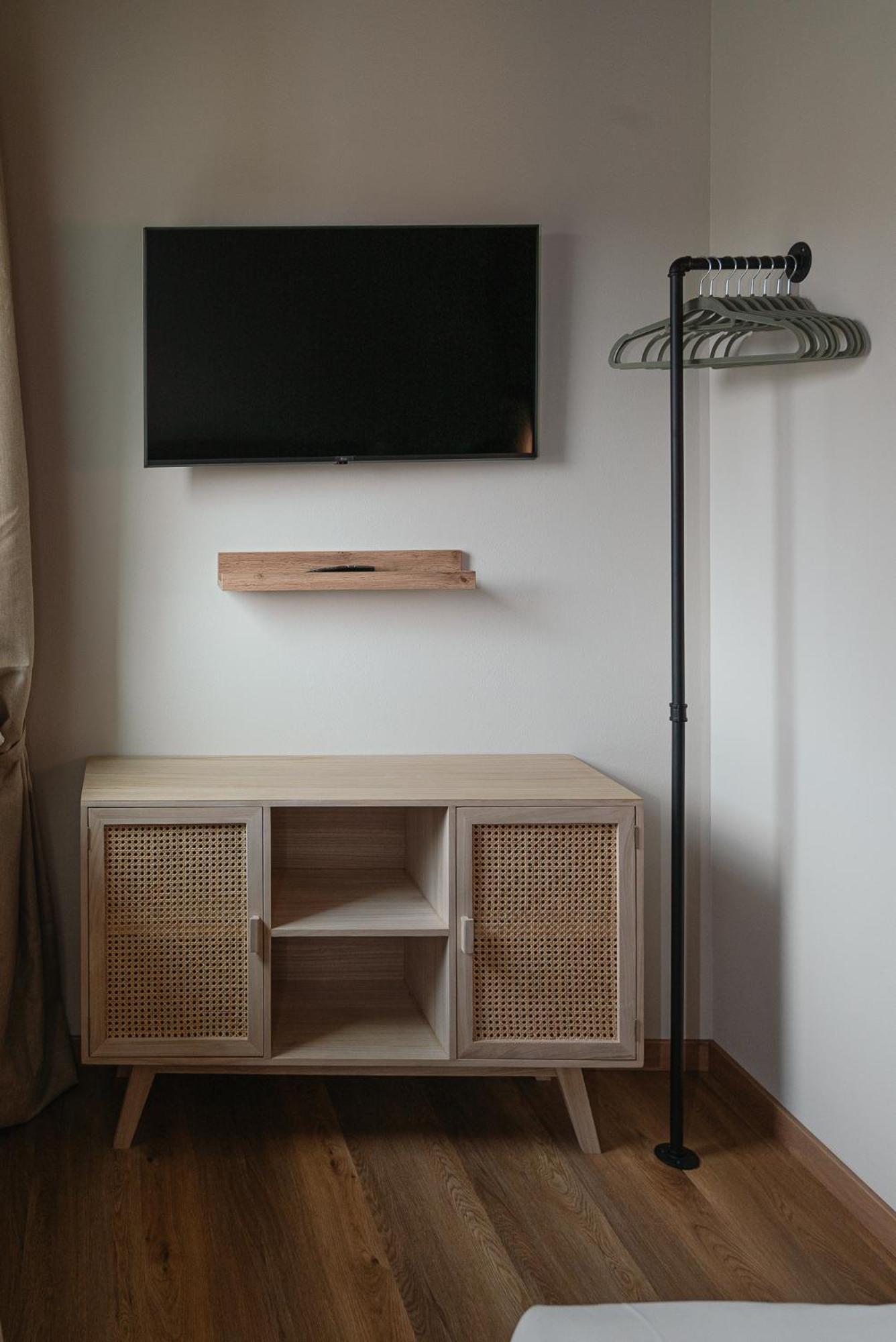 Large Double Room photo 2