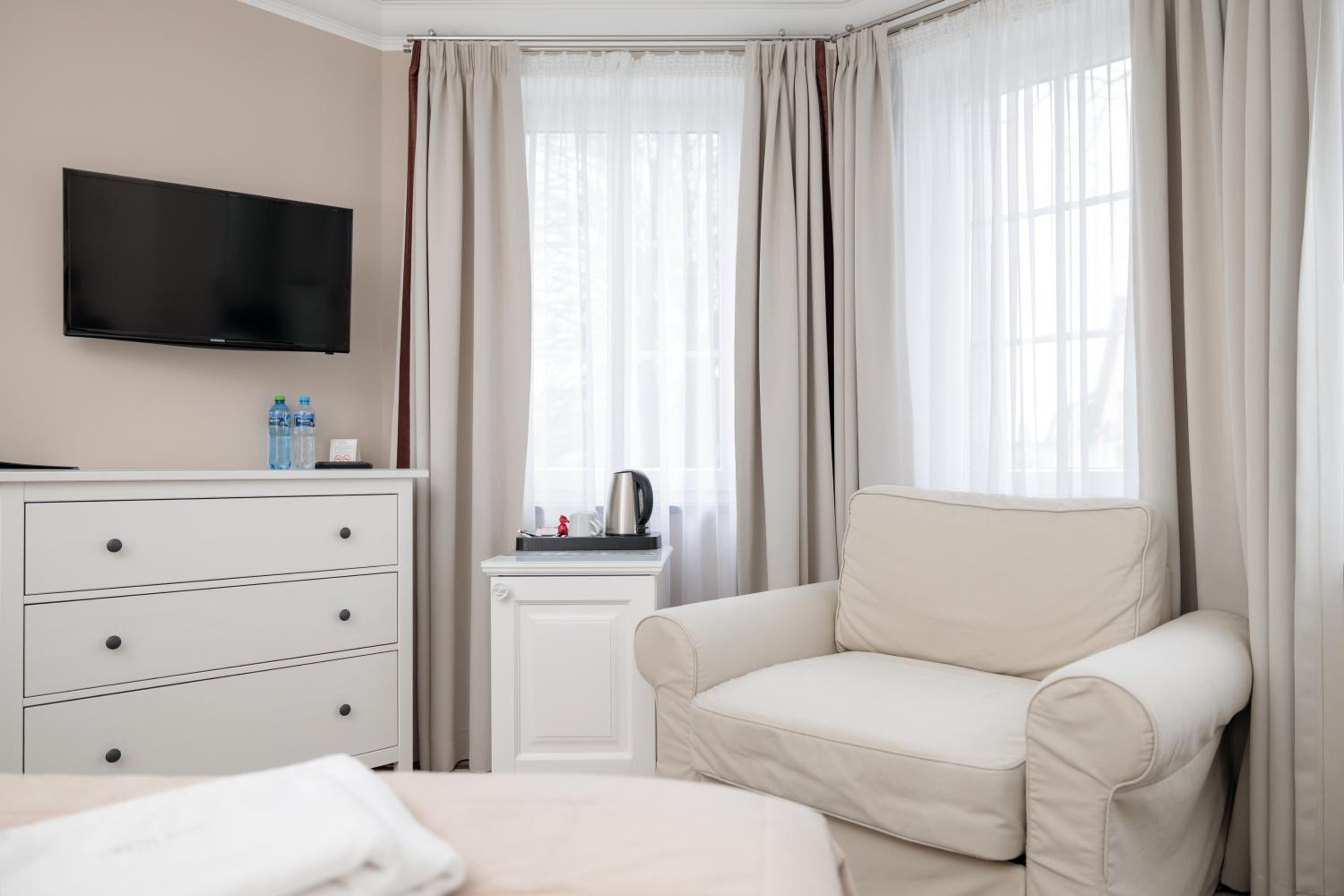 Deluxe Double Room with Balcony