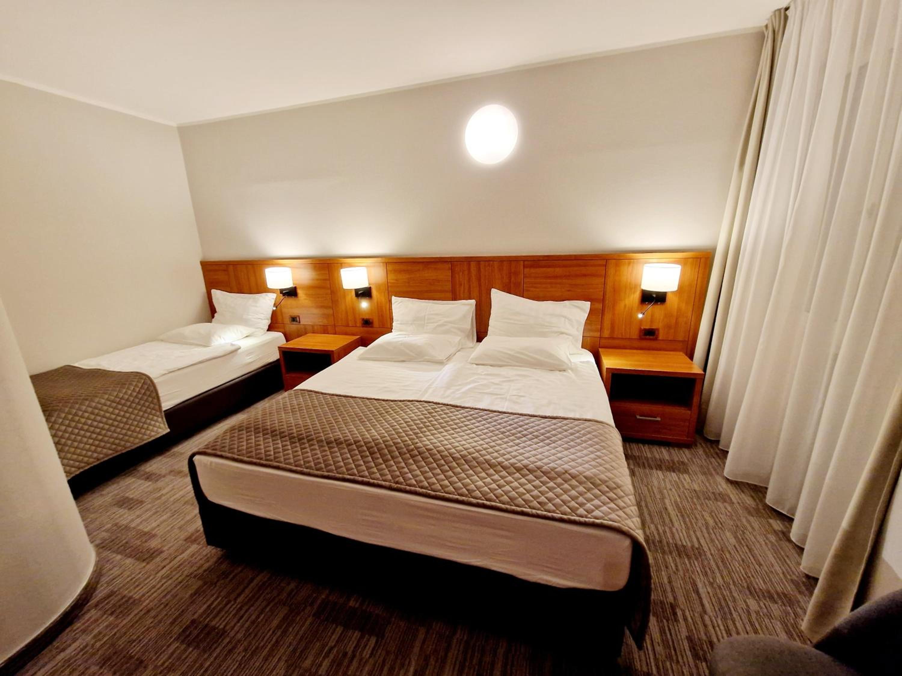 Economy Twin Room