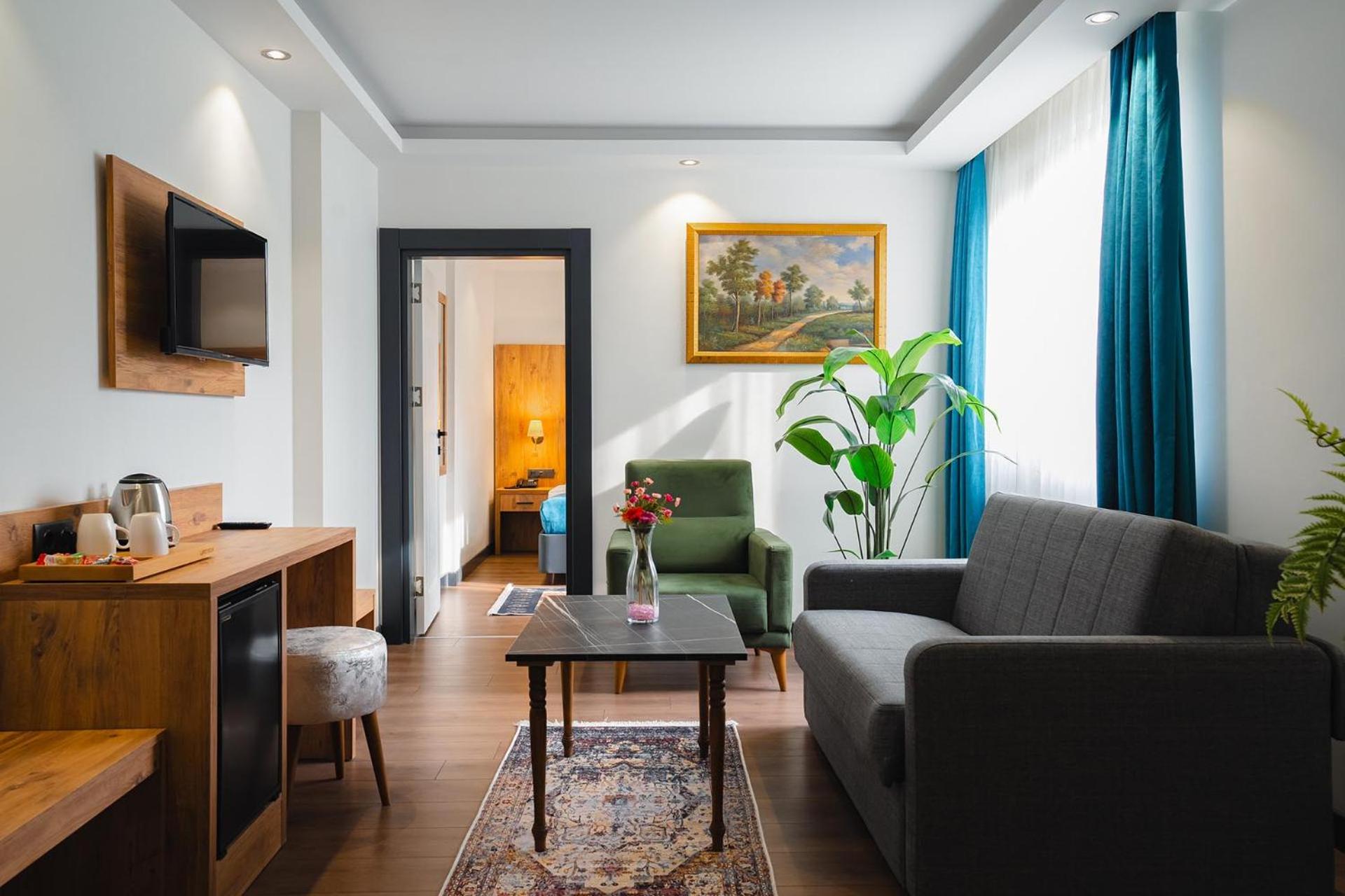 Standard Suite - Photo 1