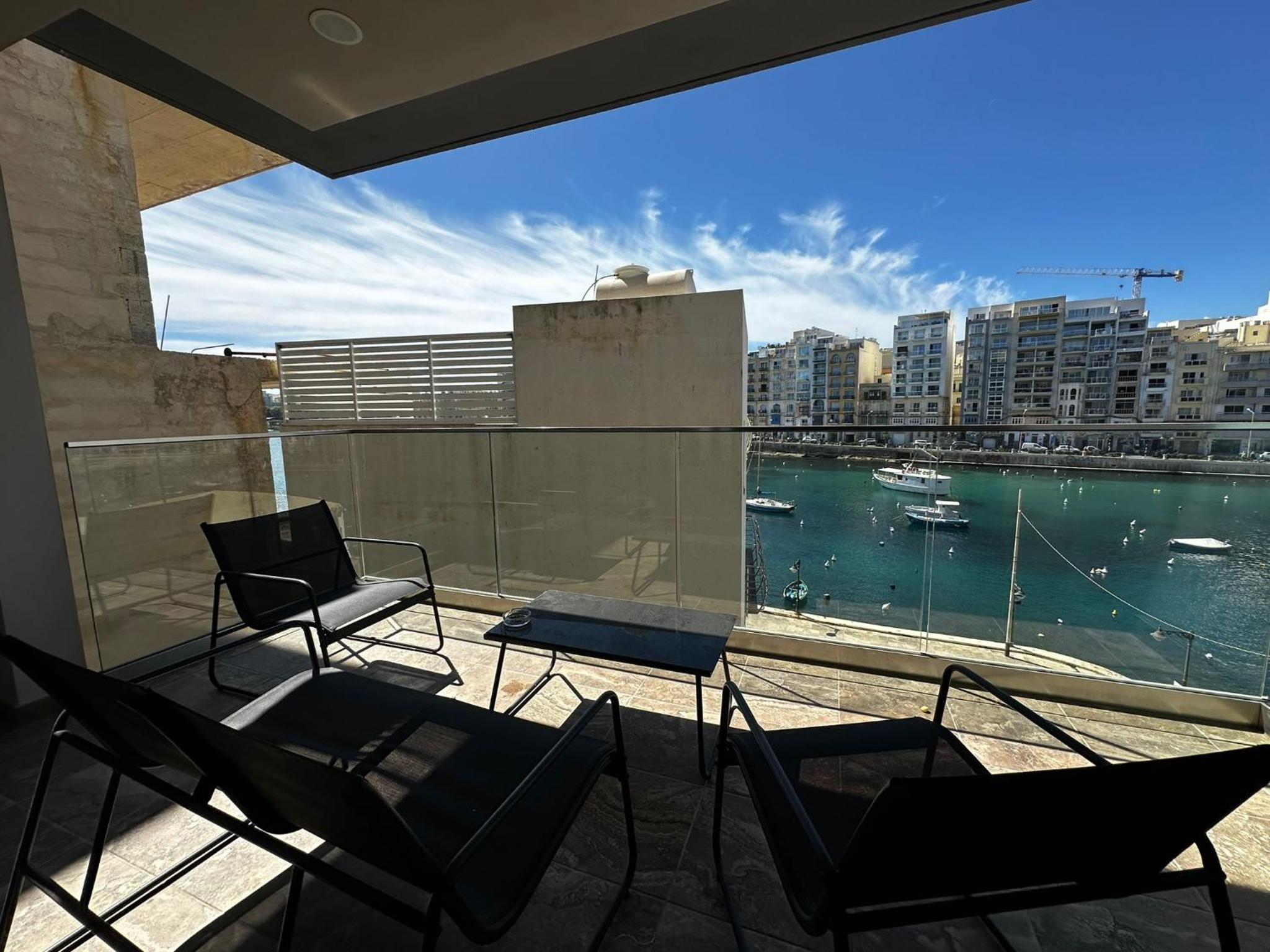Two-Bedroom Apartment with Side View