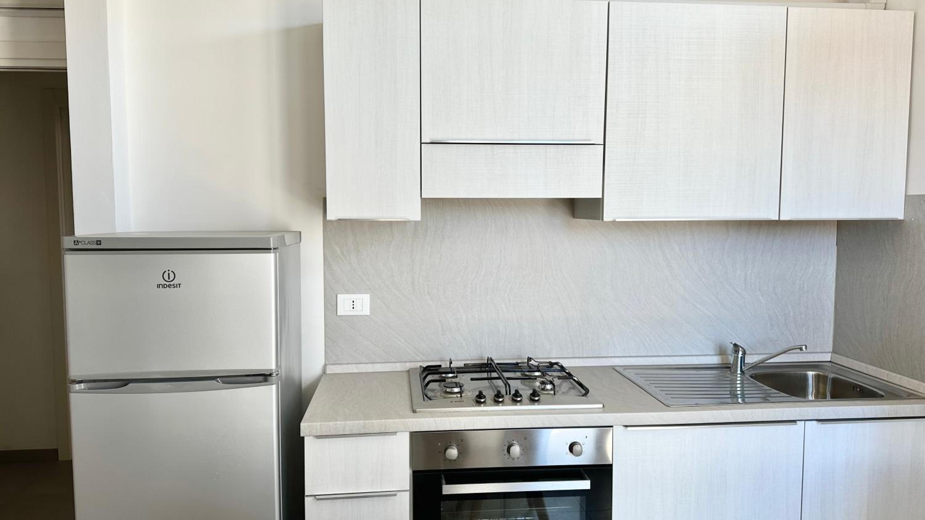One-Bedroom Apartment photo 3