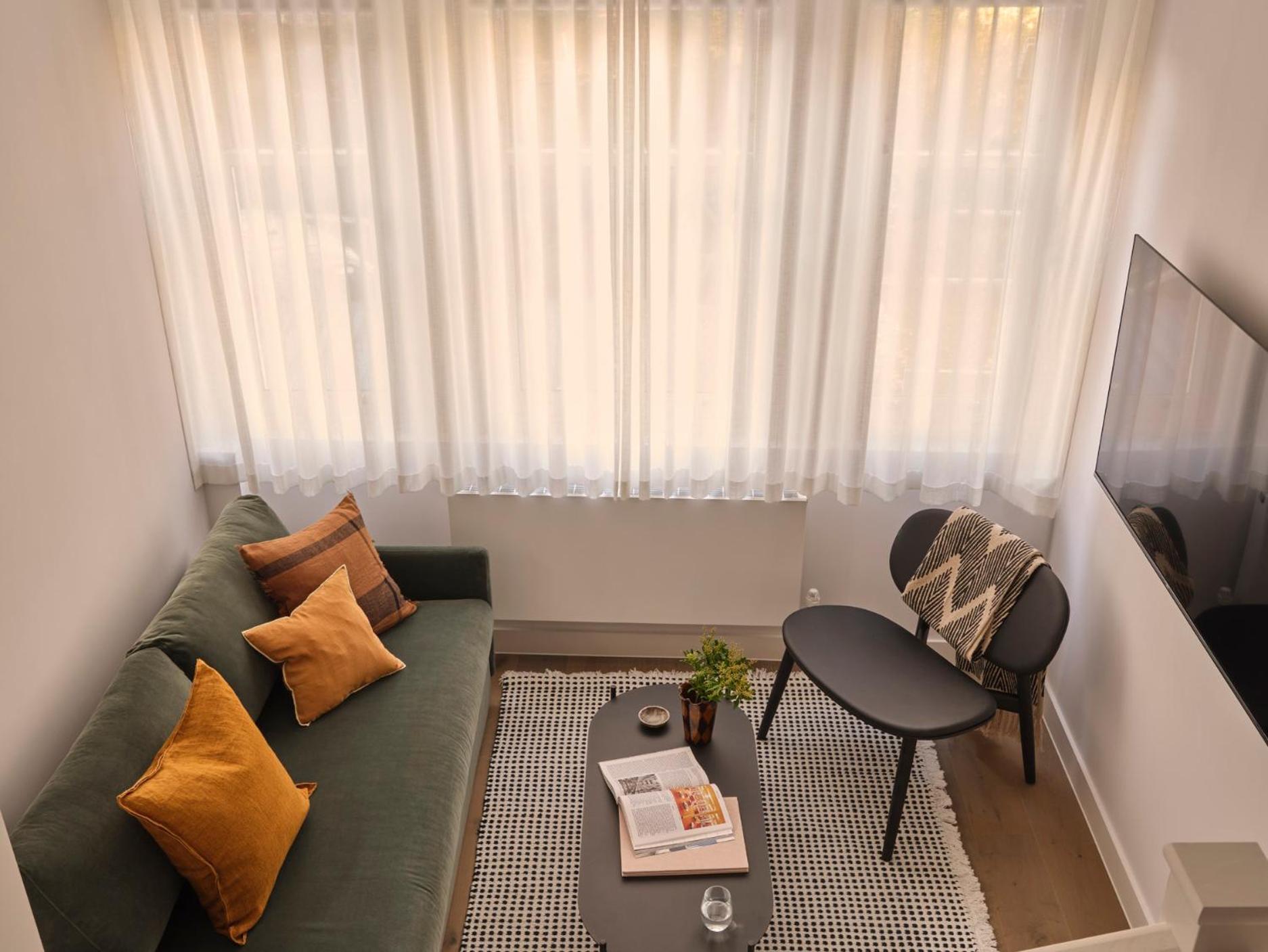 Executive One-Bedroom Apartment