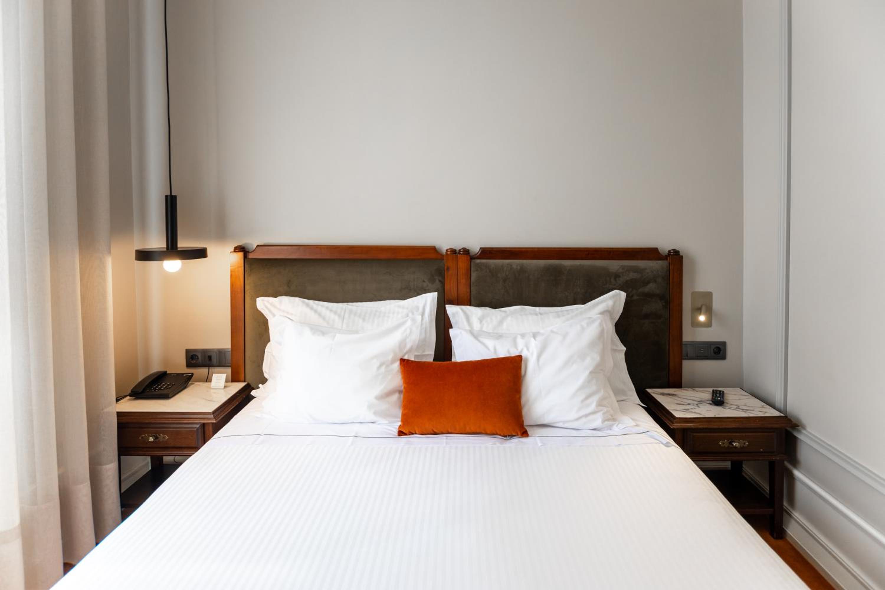 Classic Double or Twin Room - Photo 1