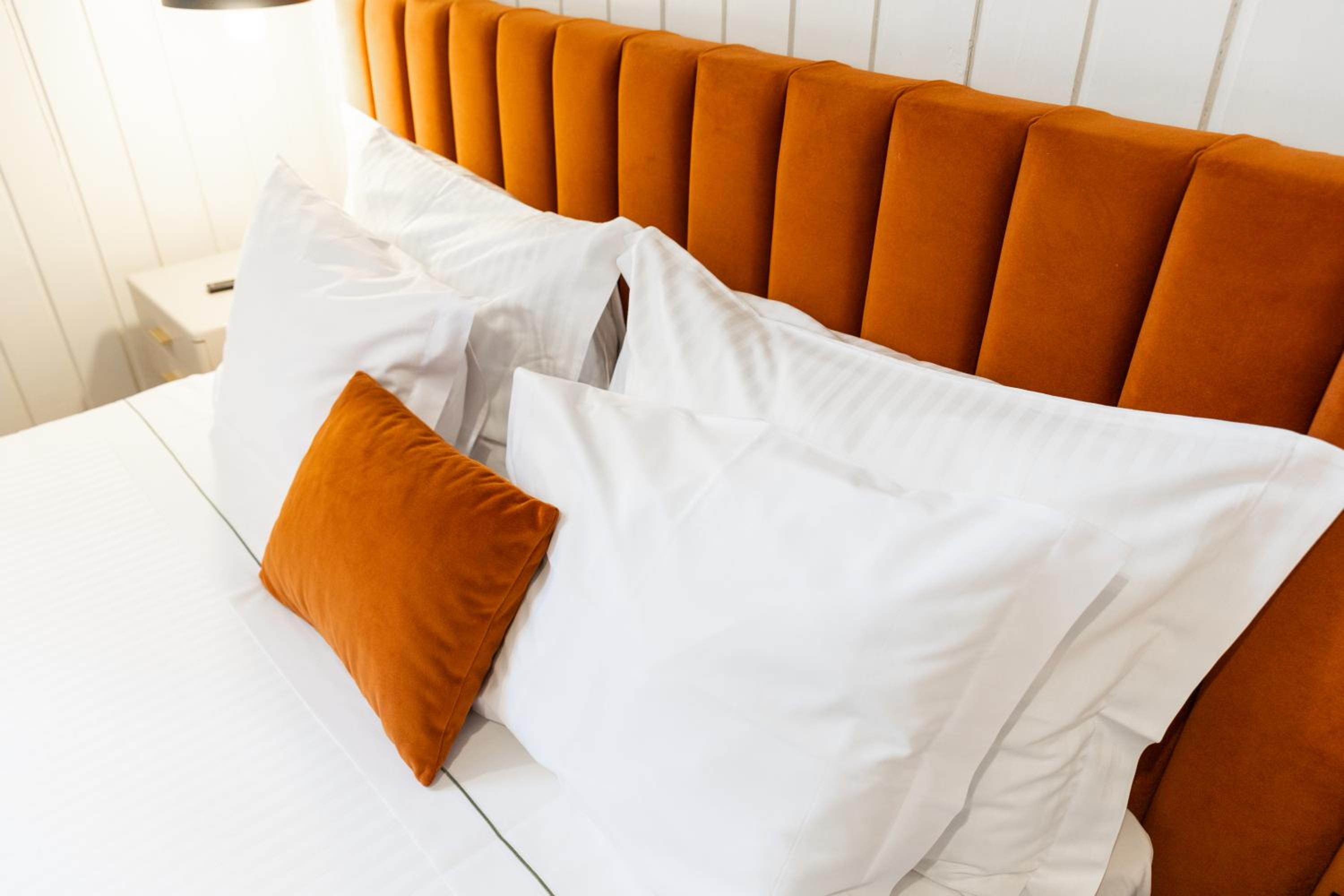 Classic Double or Twin Room - Photo 4