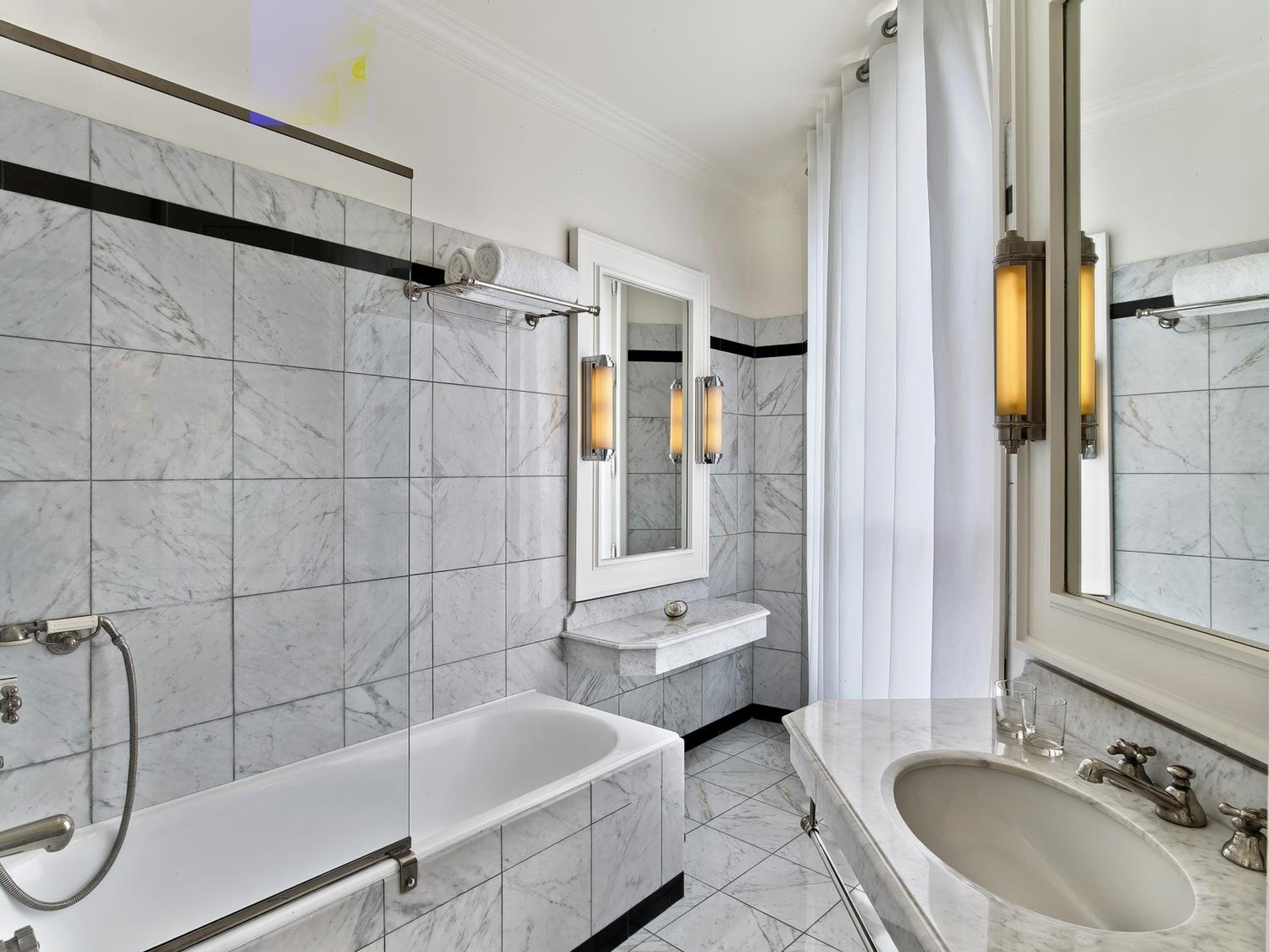 Junior Twin Suite photo 3