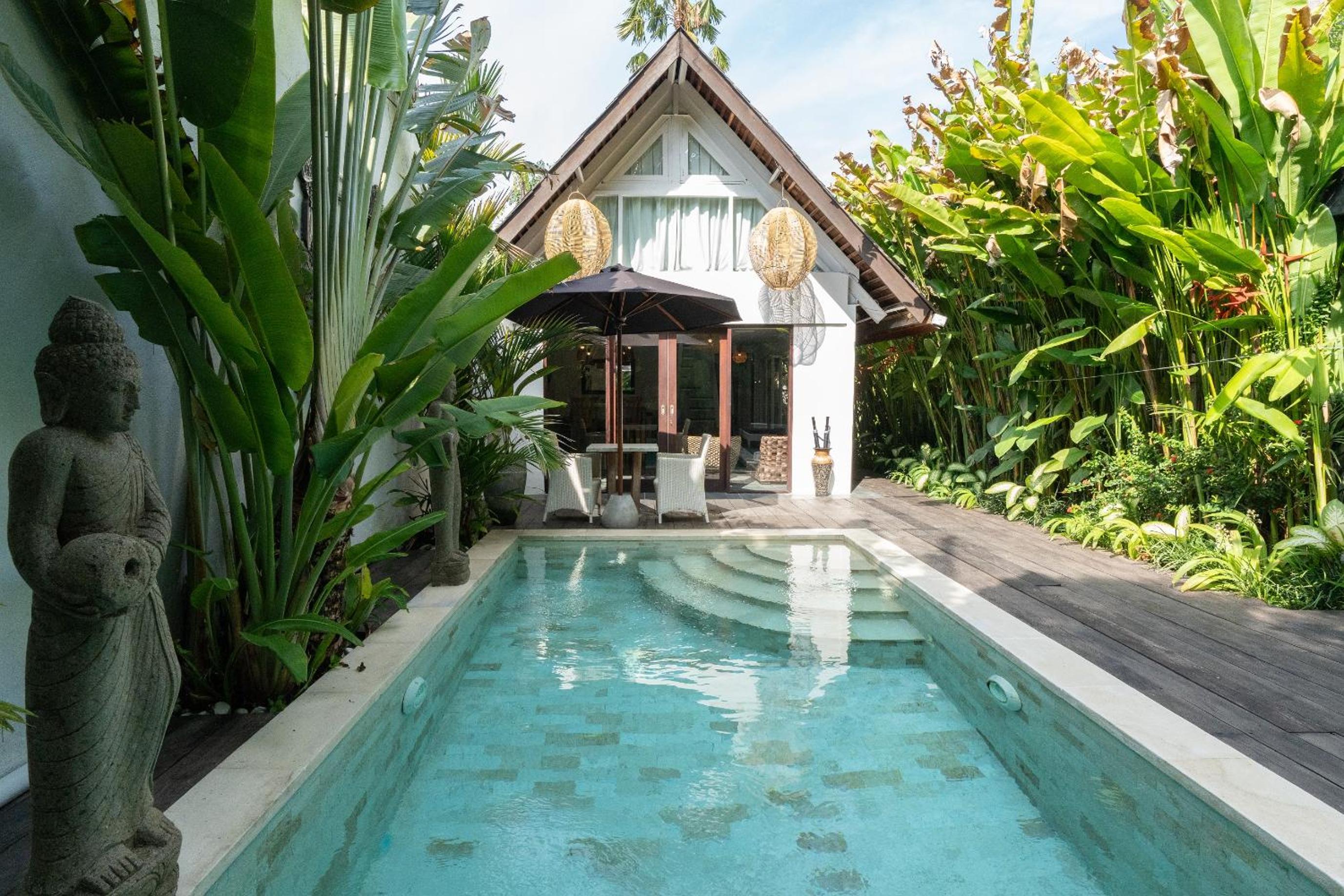 Villa with Private Pool - Photo 5