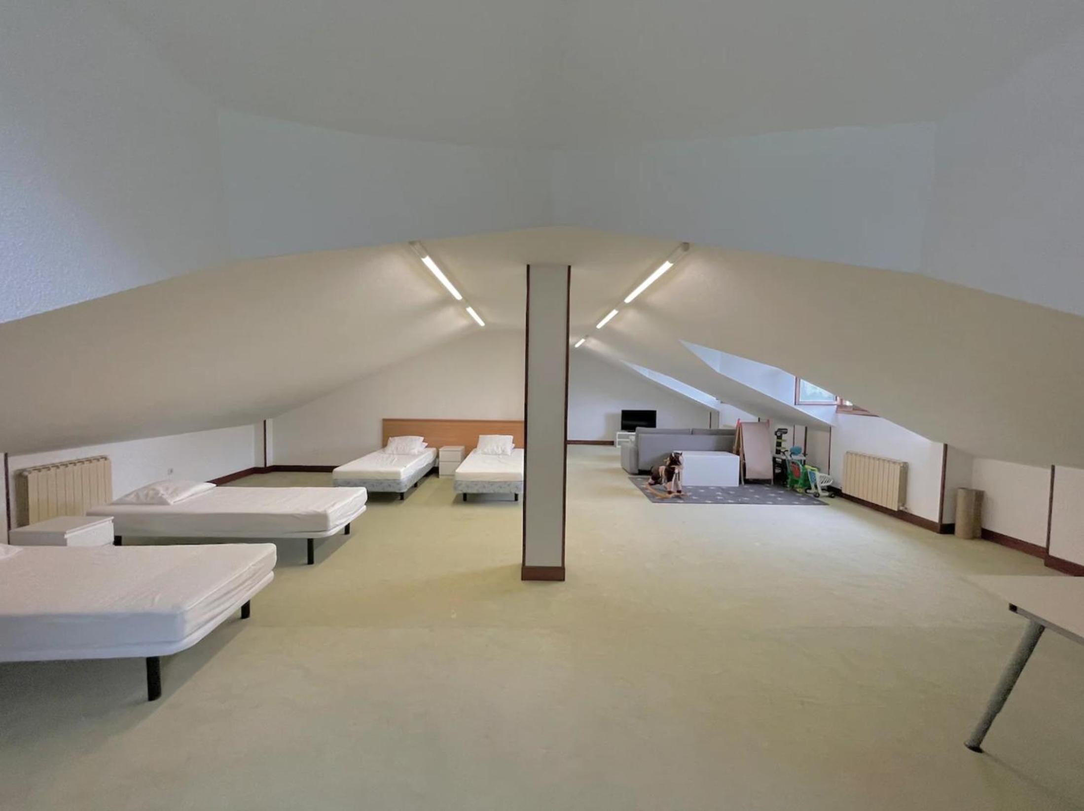 Casa de cuatro habitaciones