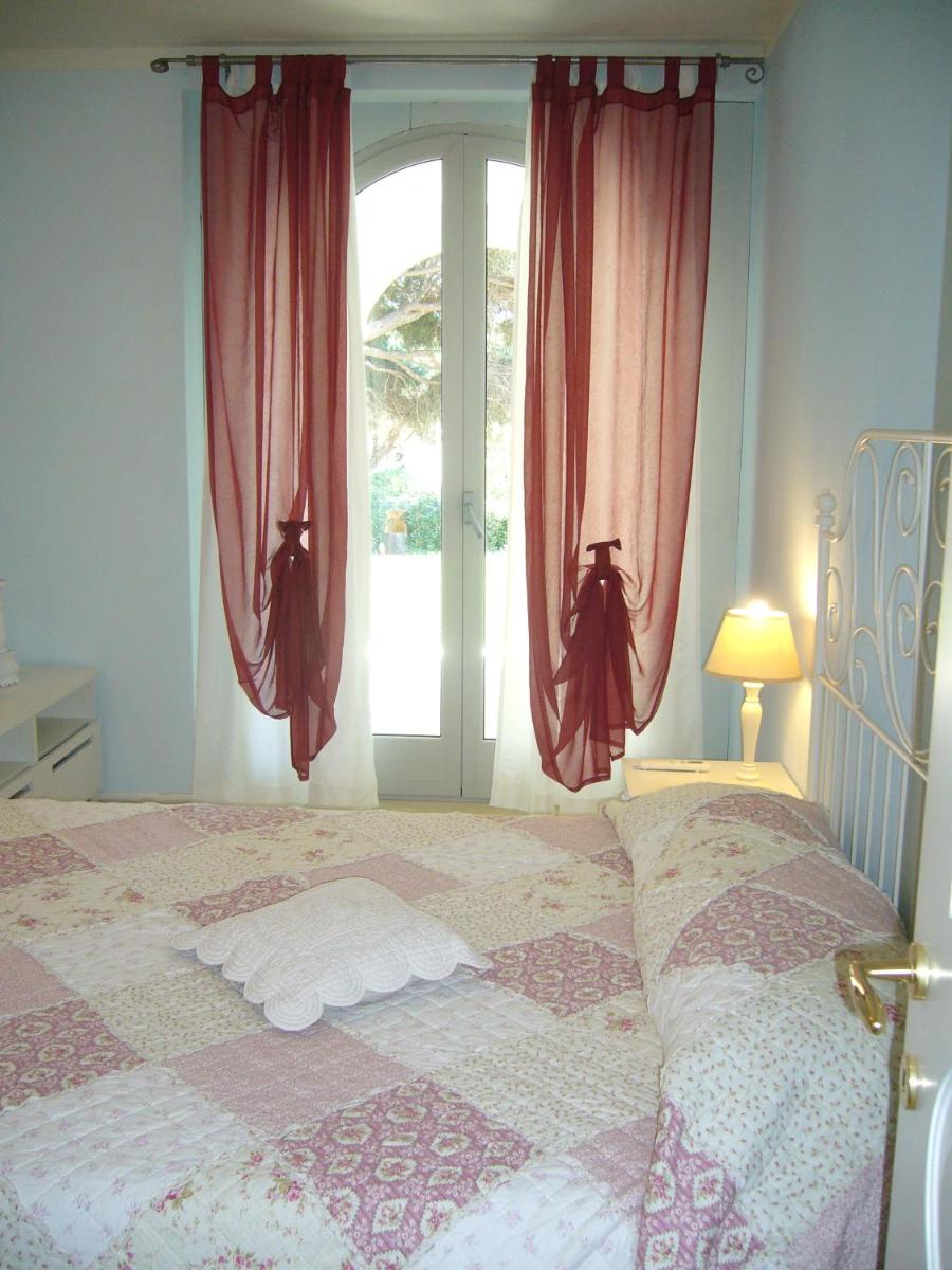 Two-Bedroom Apartment with Terrace photo 2