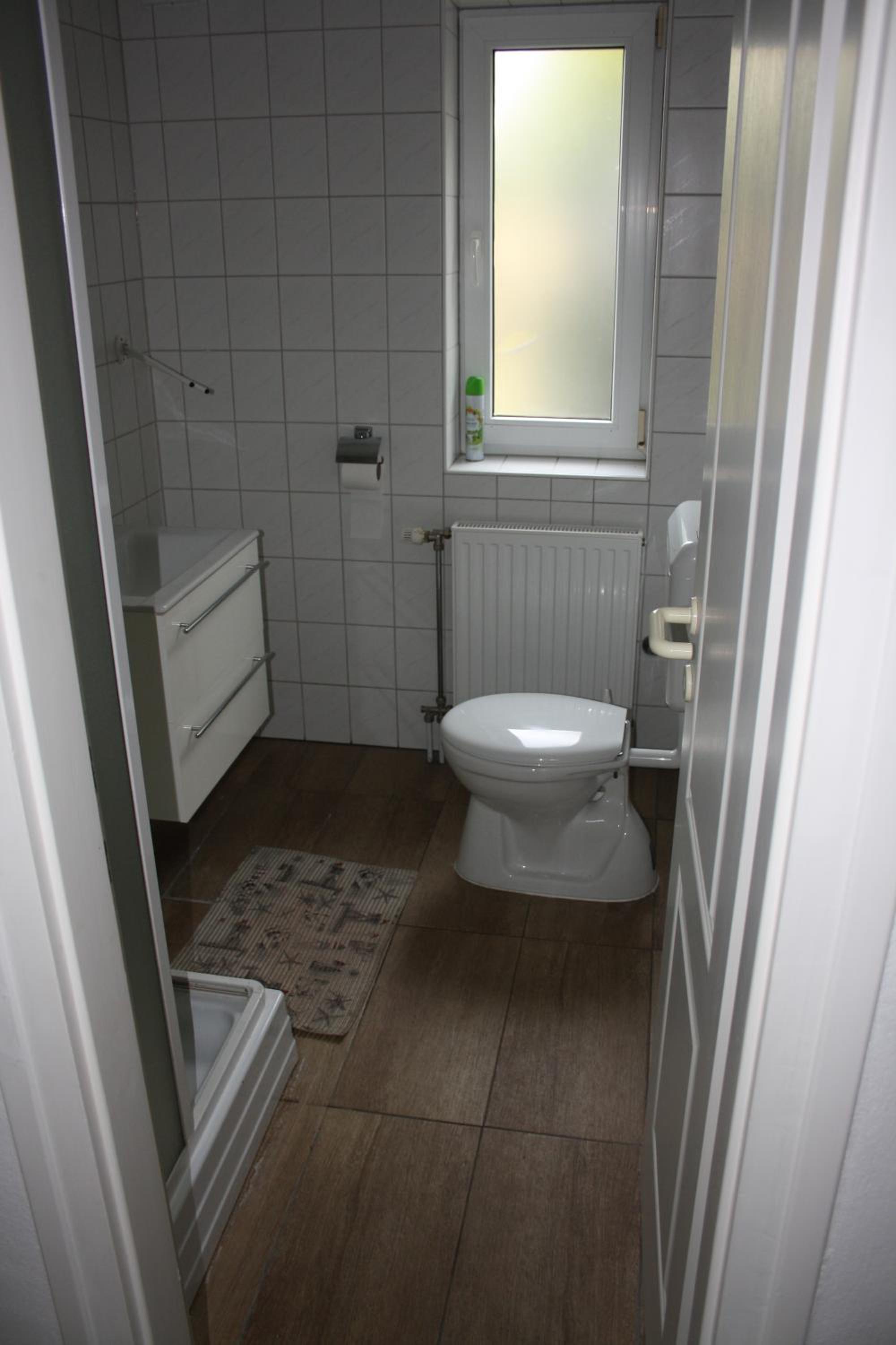 Two-Bedroom Apartment - Photo 6