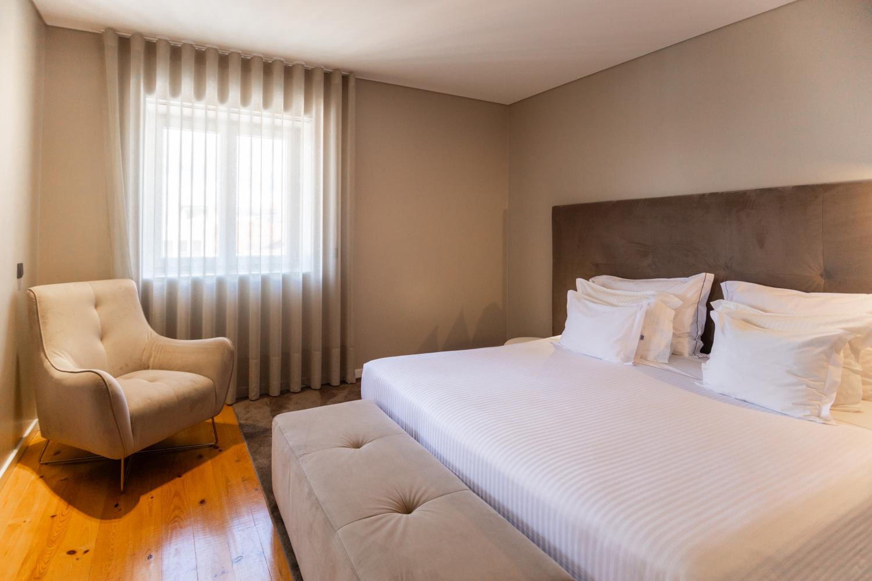 Suite - Photo 2