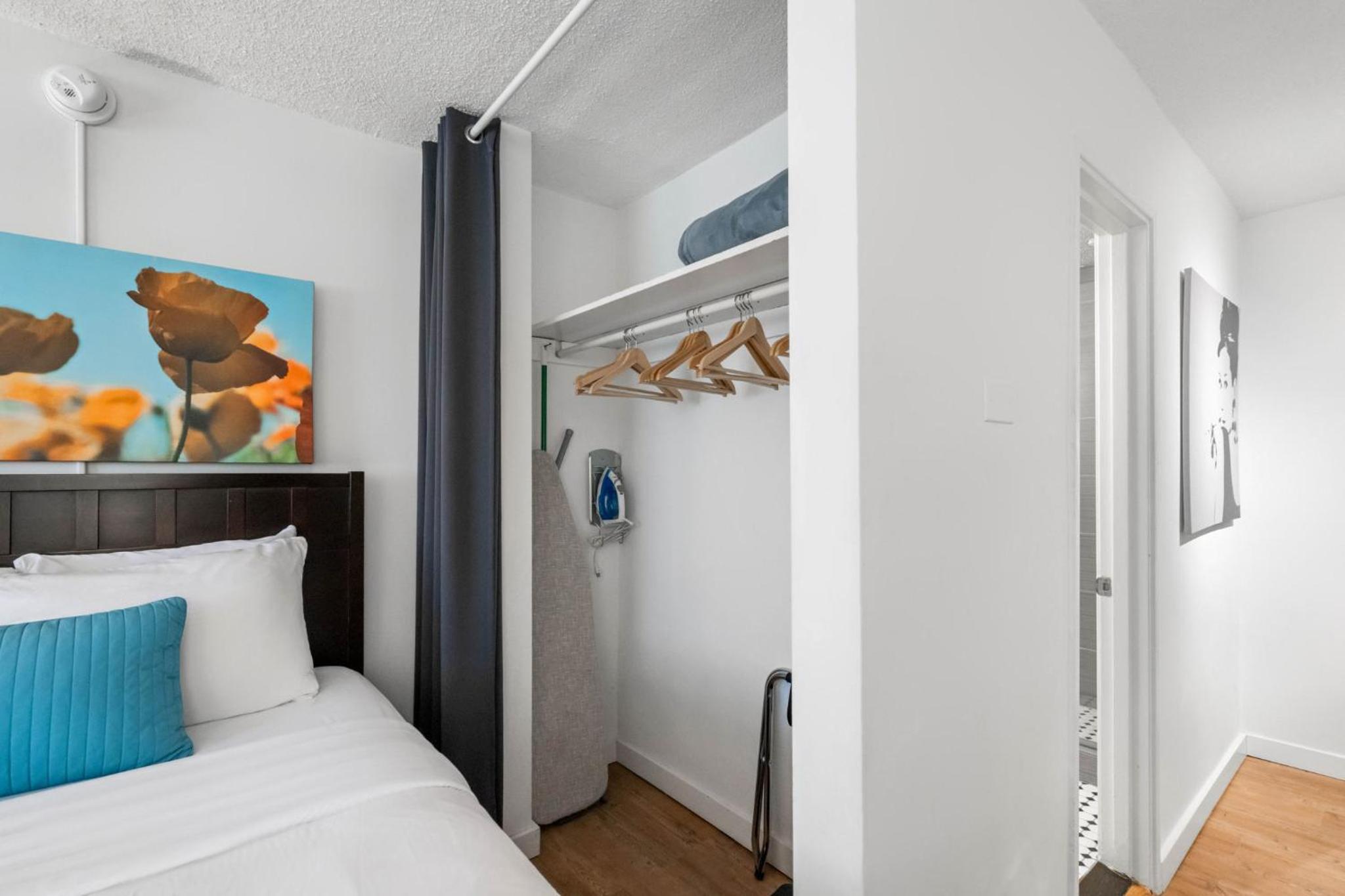 'Chic Premium' Studio Apartment, 47 25th St, 30309 - Photo 33