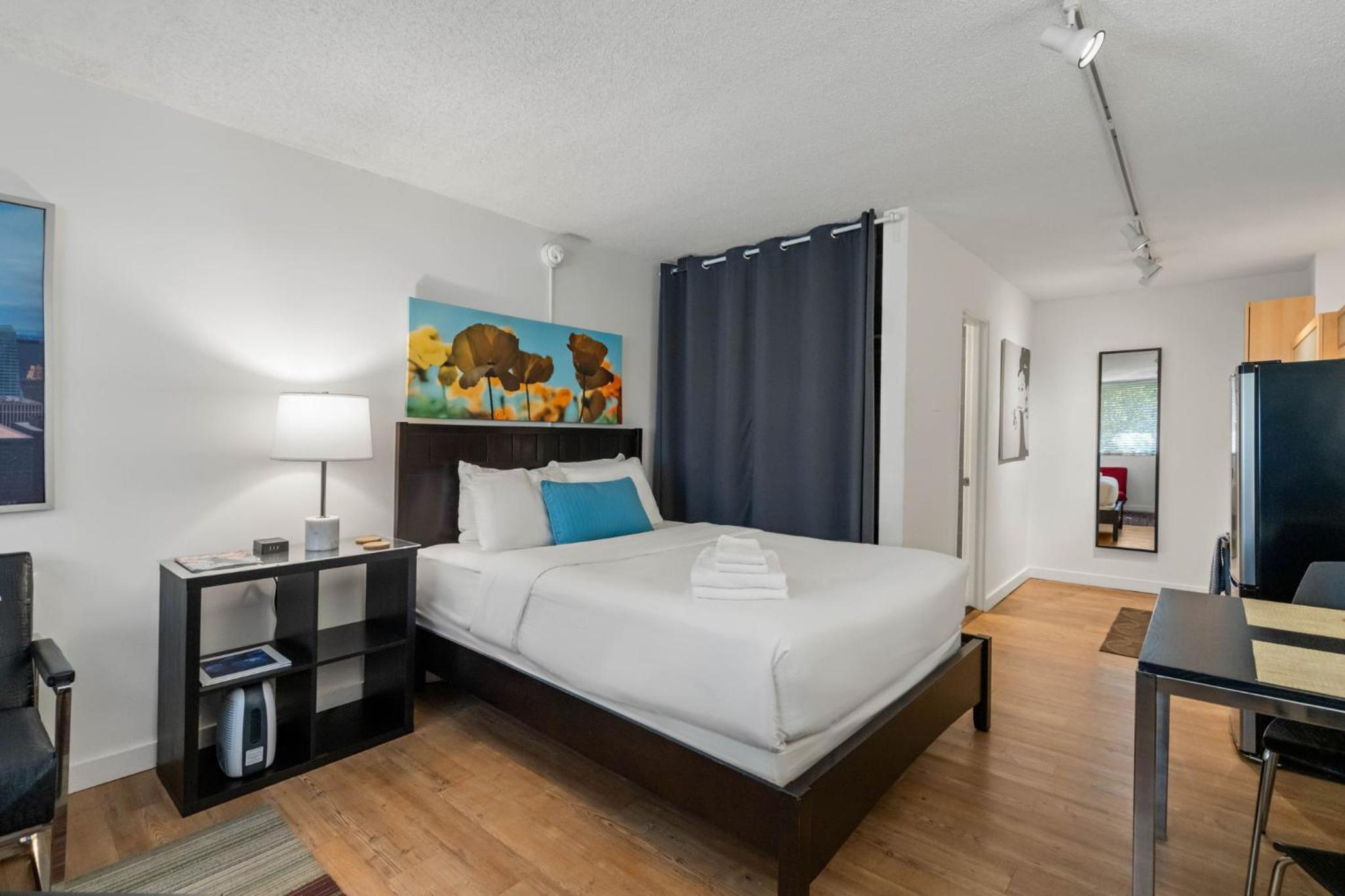 'Chic Premium' Studio Apartment, 47 25th St, 30309 - Photo 35