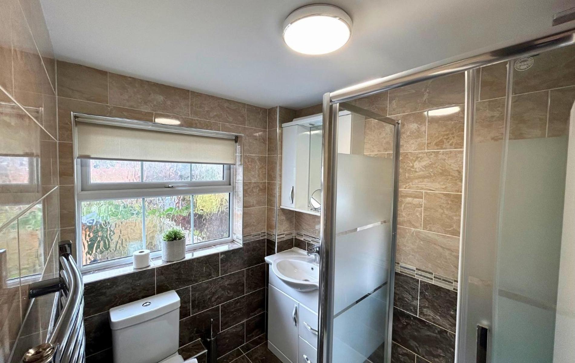 Three-Bedroom House photo 2