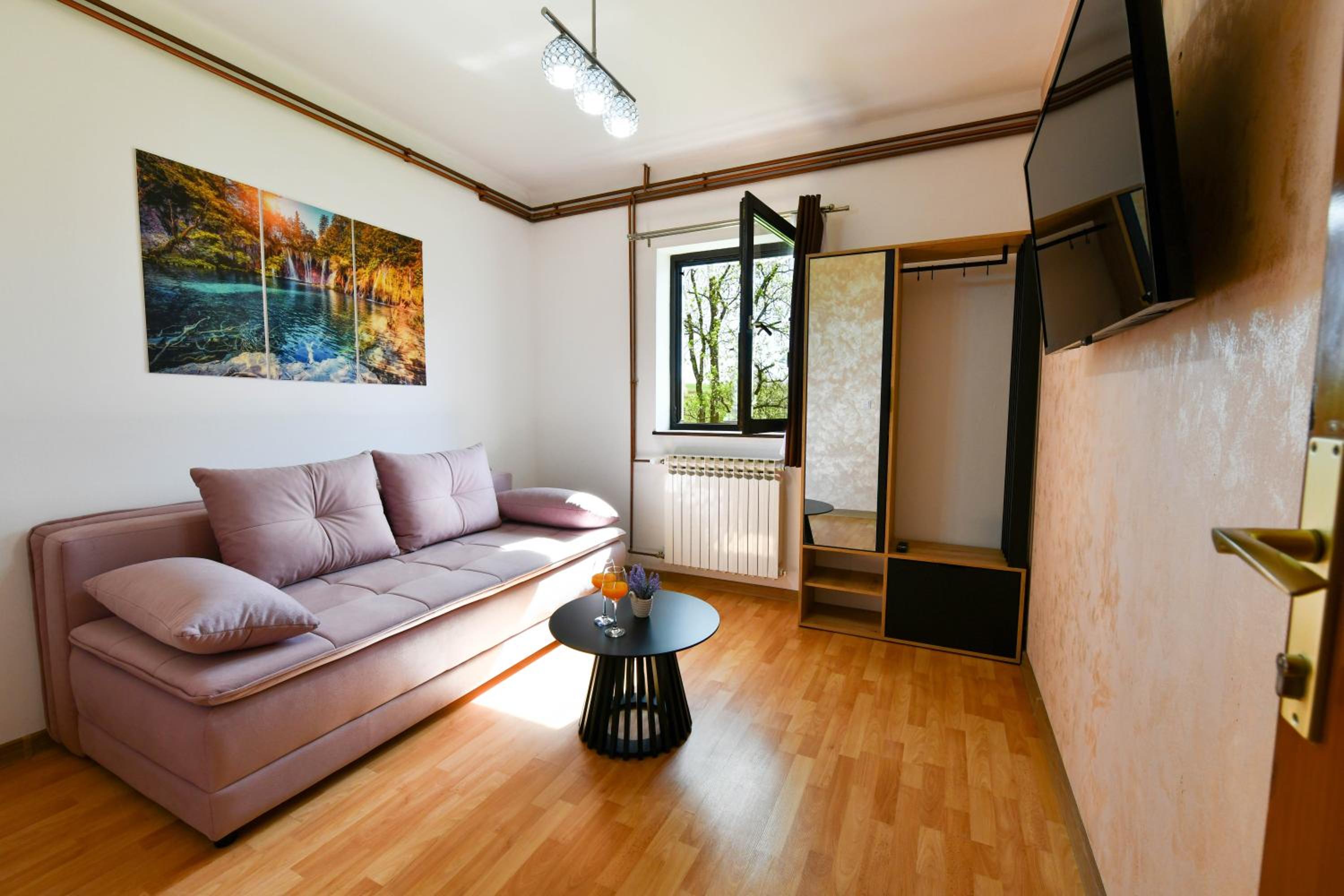 Studio Apartment