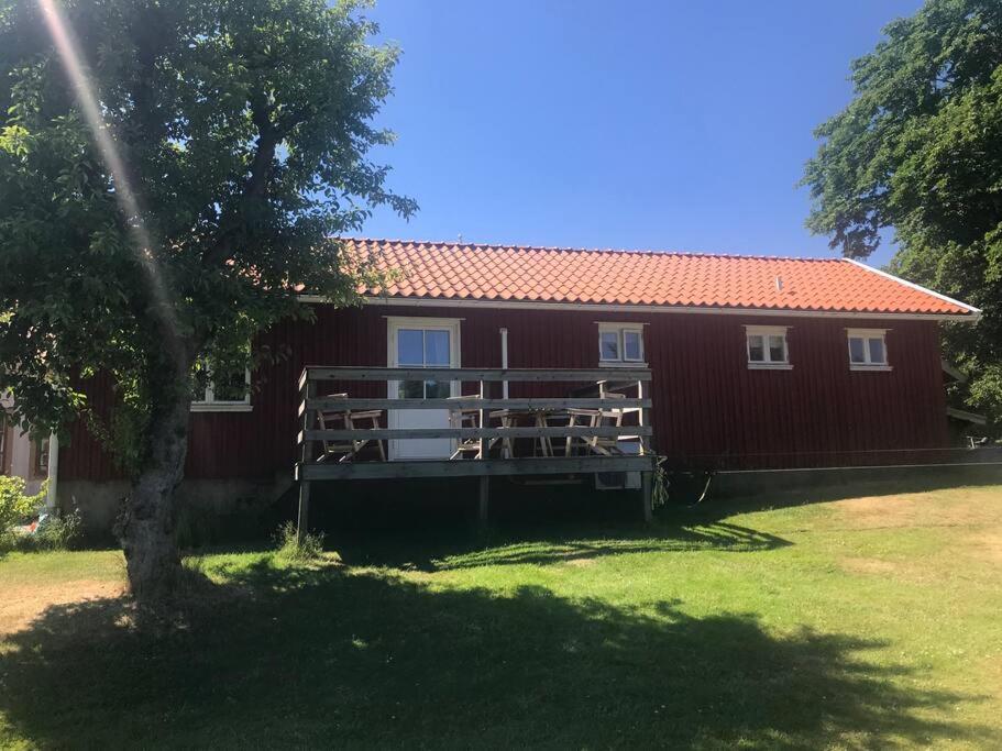 Two-Bedroom House photo 2