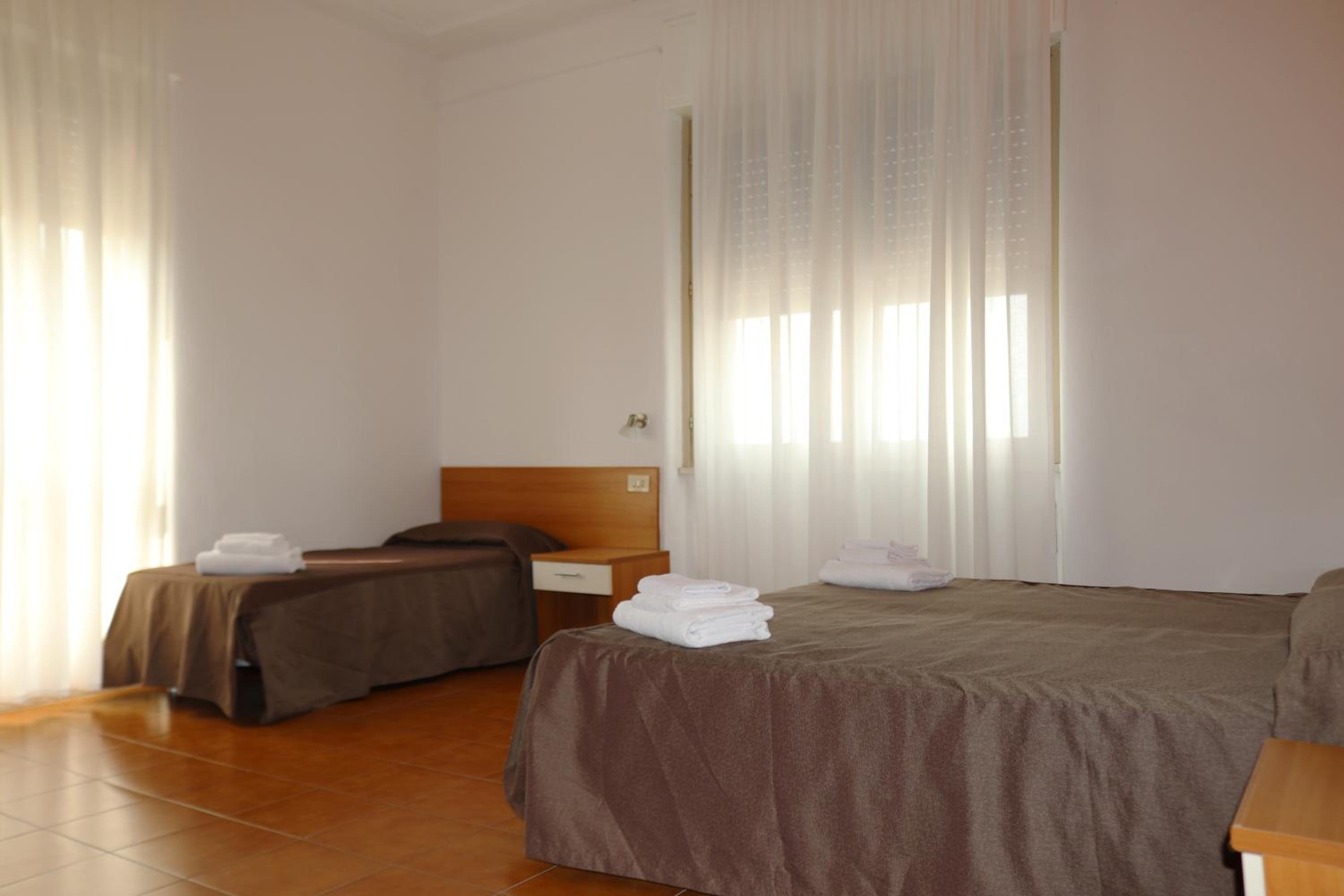 Triple Room with Lake View photo 1