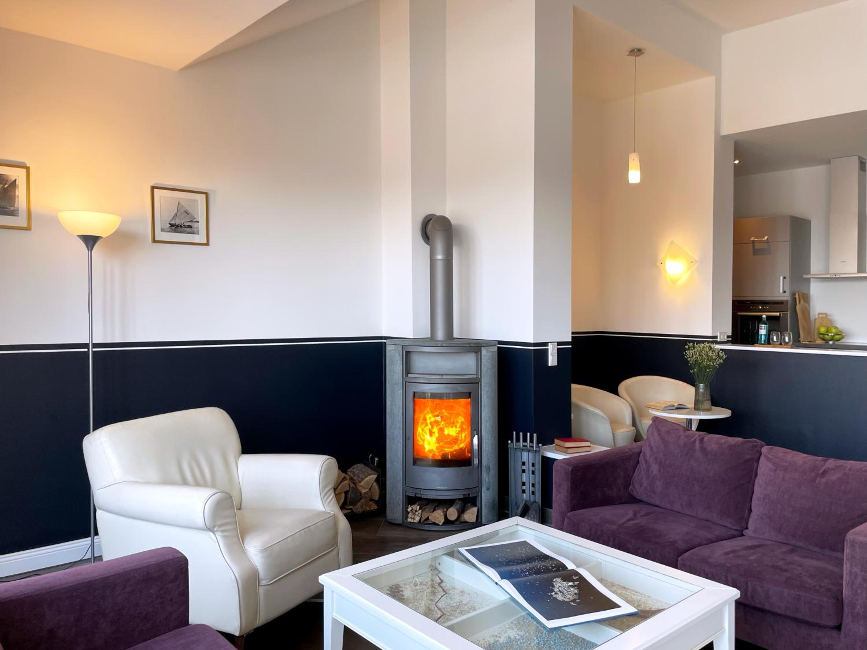 Suite with Lake View - Photo 1