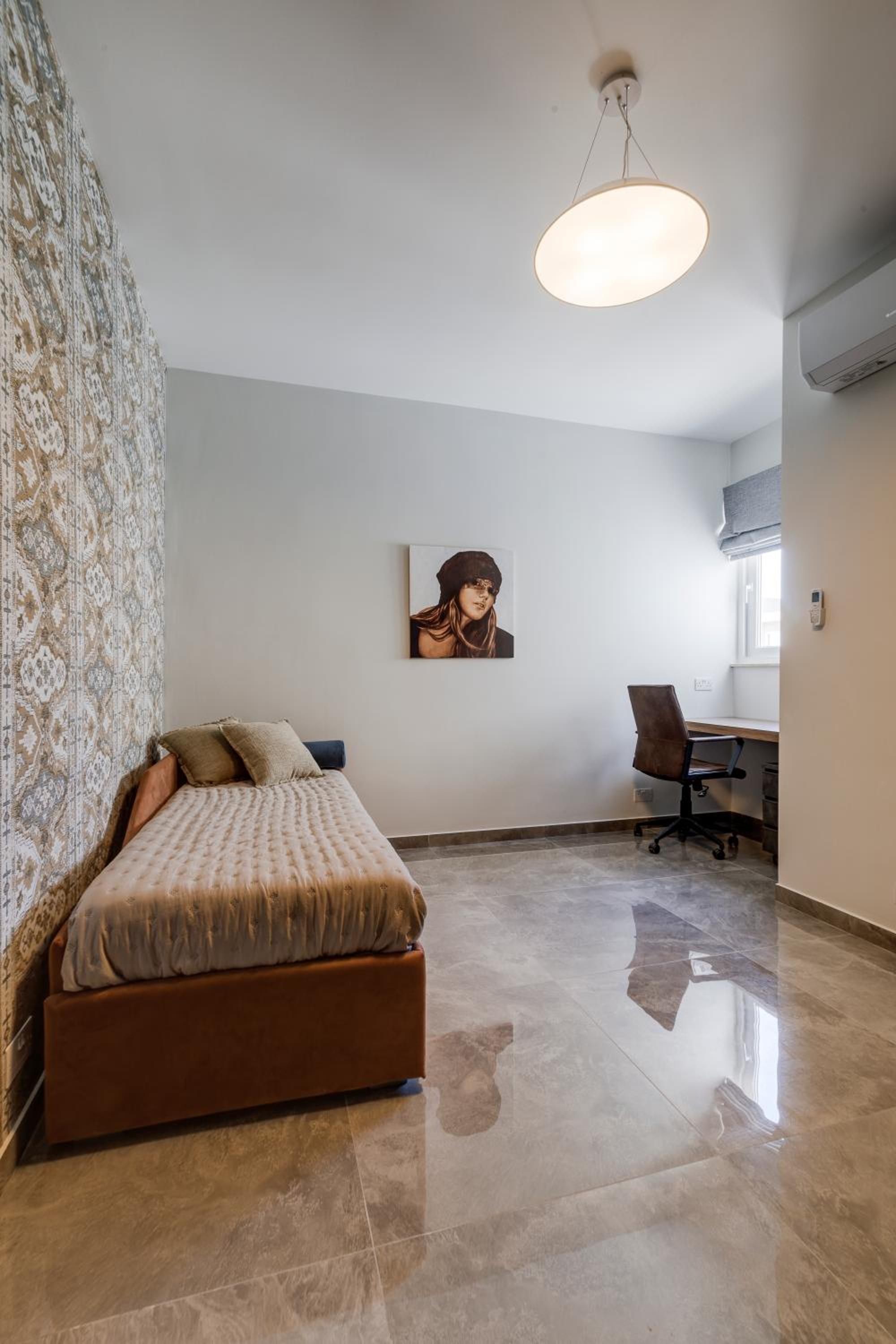 Apartment photo 3