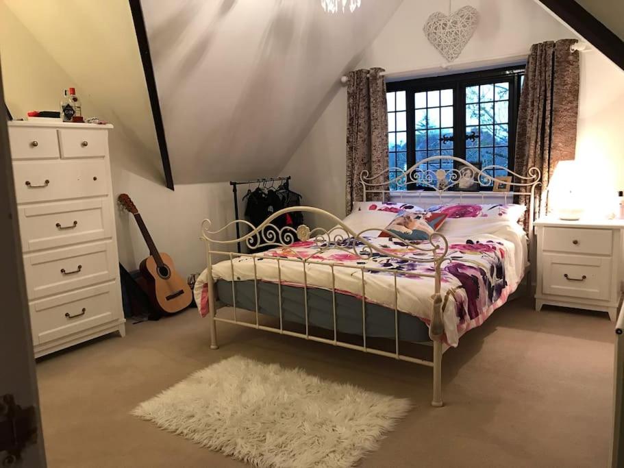 Seven-Bedroom House photo 3