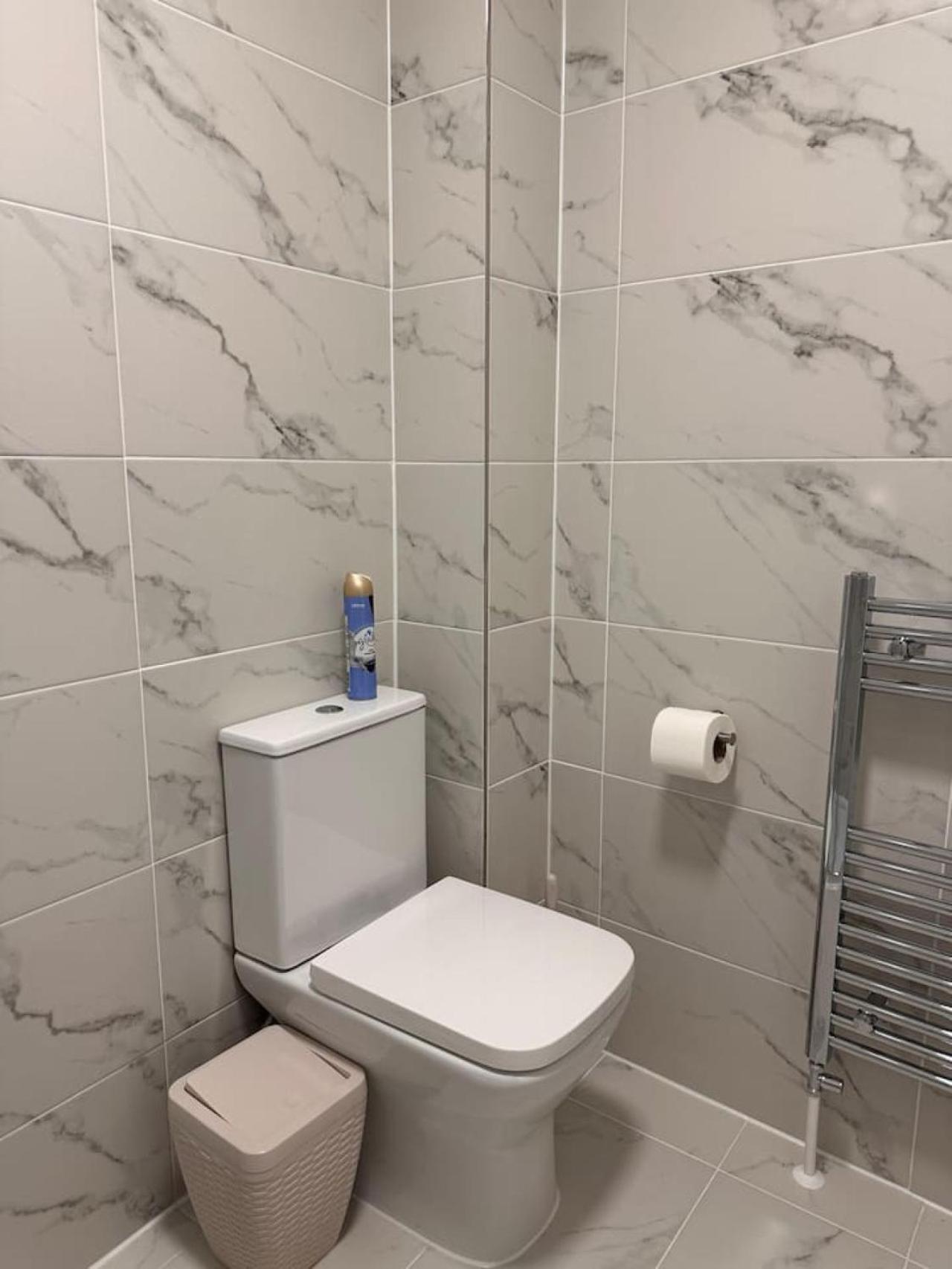 Double Room with Shared Bathroom photo 1