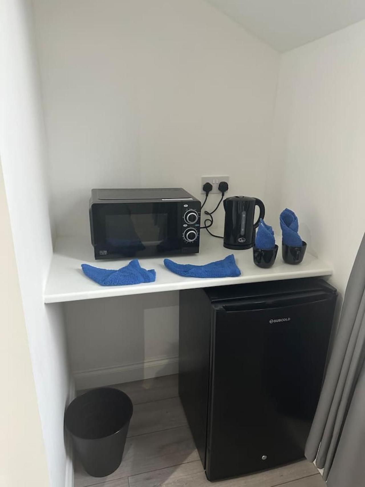 Double Room with Private Bathroom photo 2