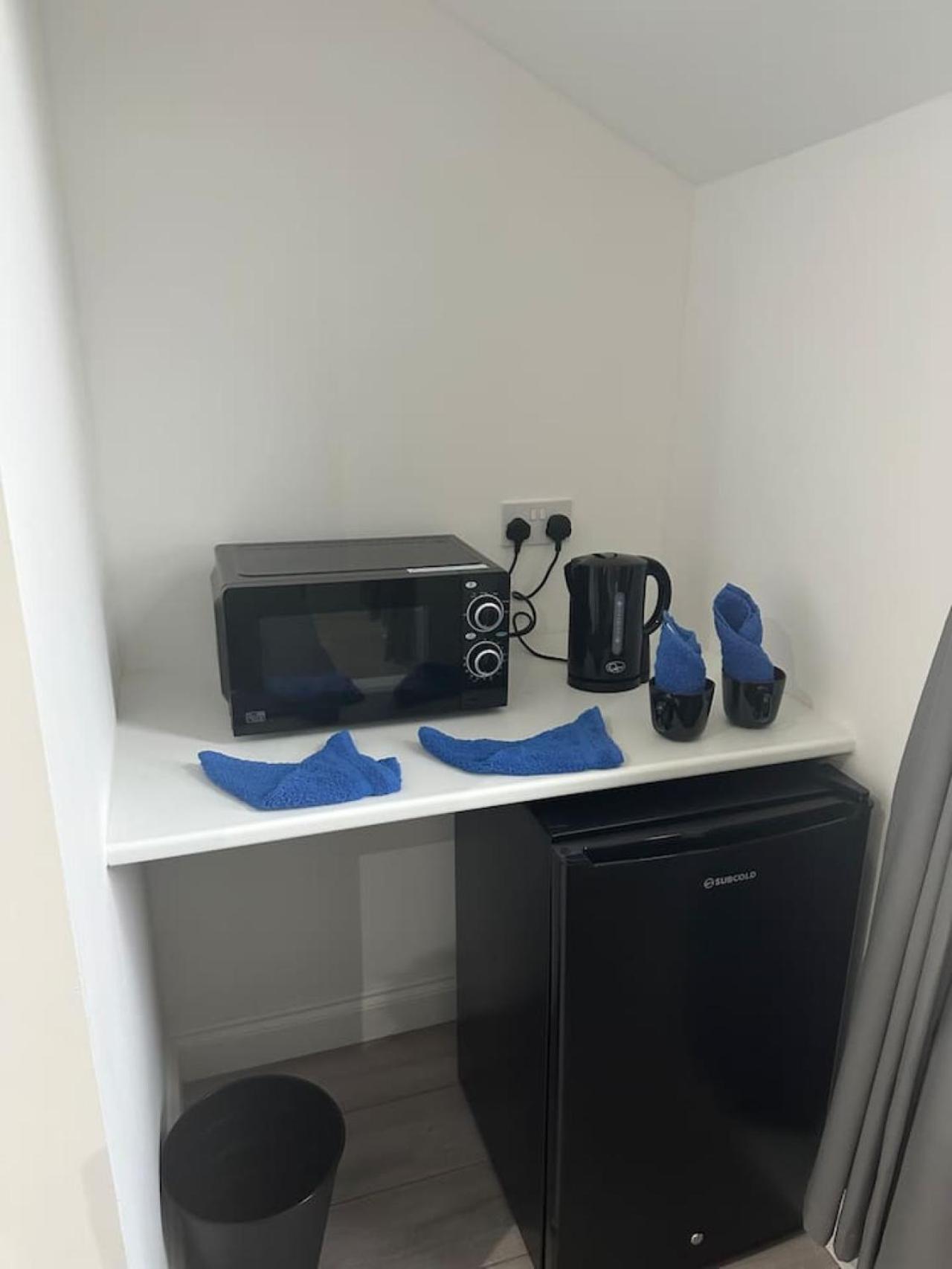 Double Room with Private Bathroom photo 2