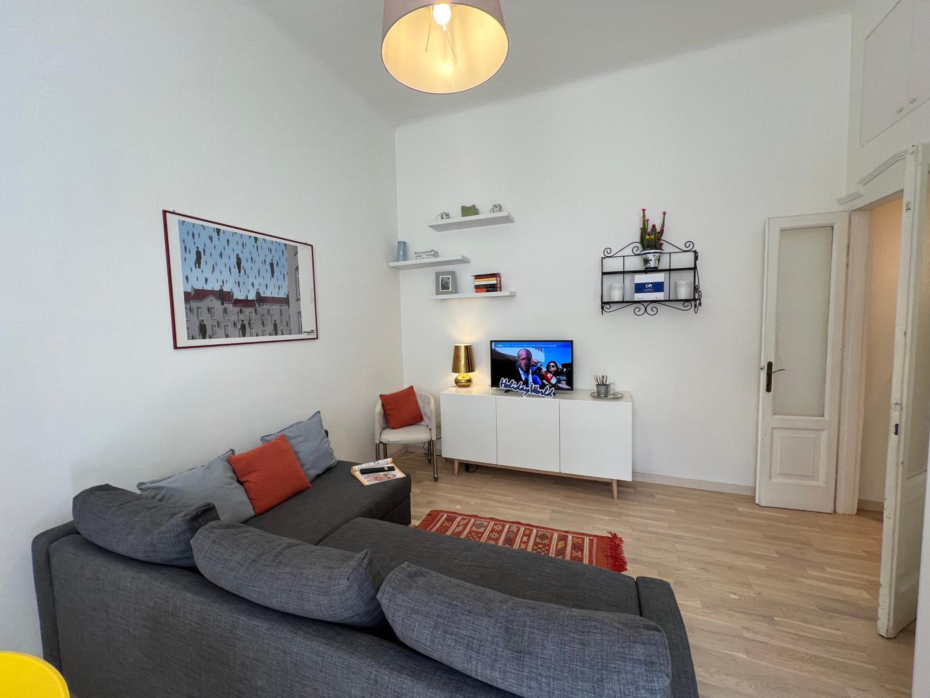 One-Bedroom Apartment