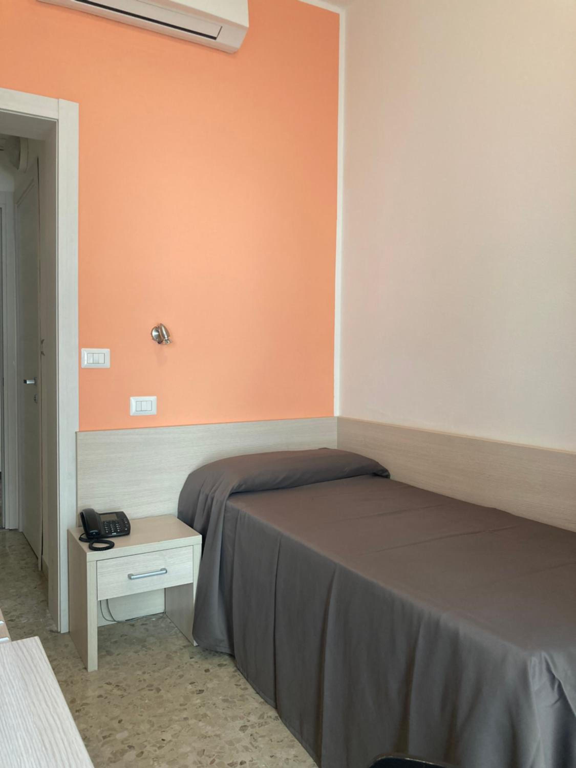 Standard Single Room photo 1