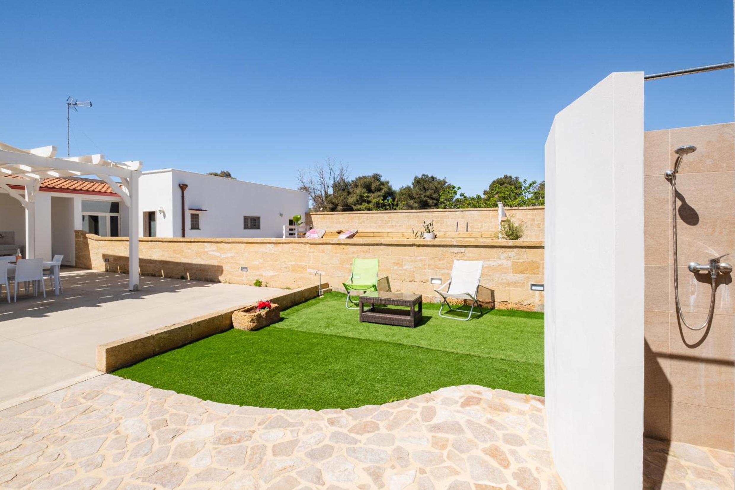 Villa with Private Pool photo 3