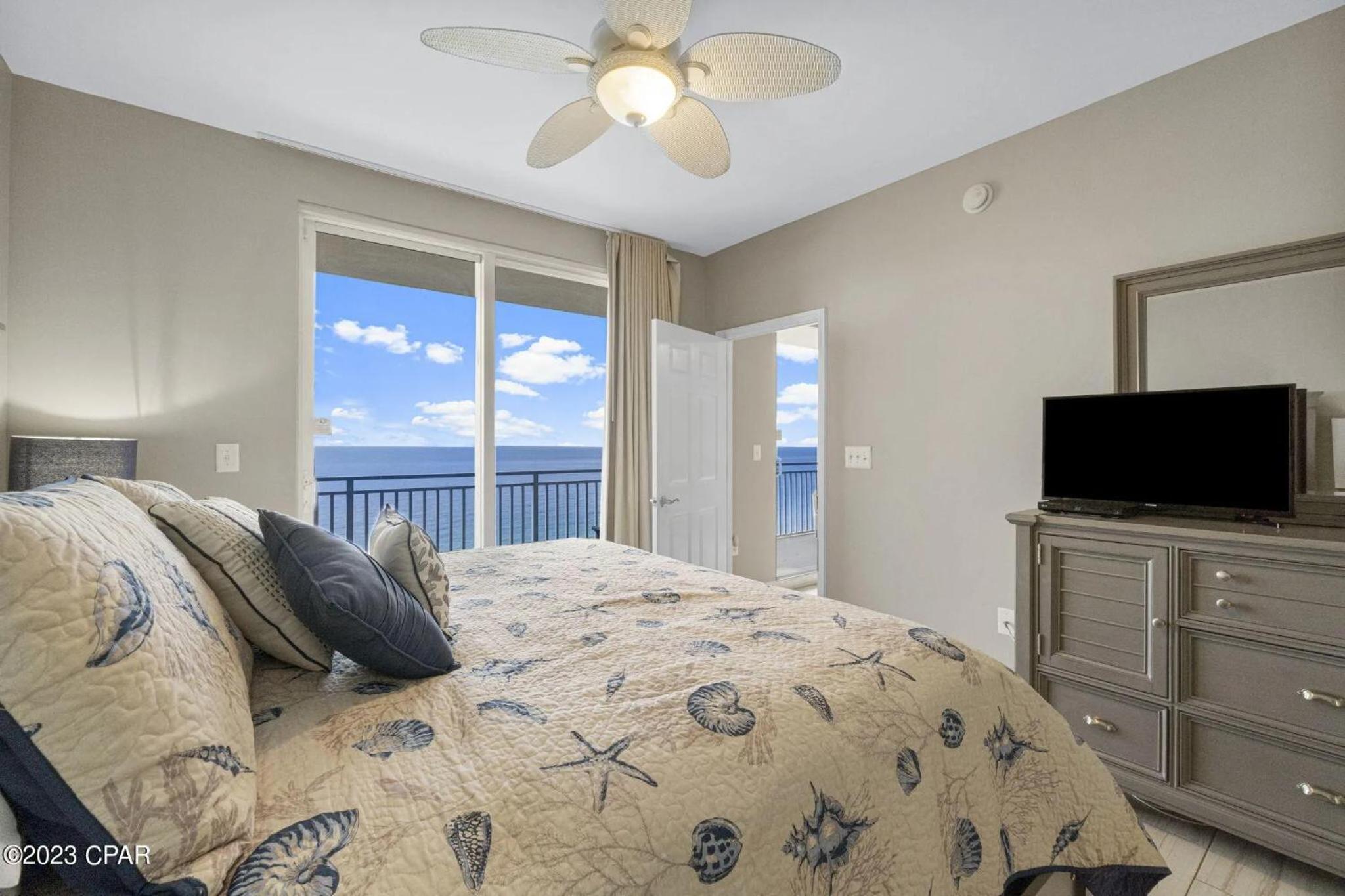 Apartment with Sea View photo 1