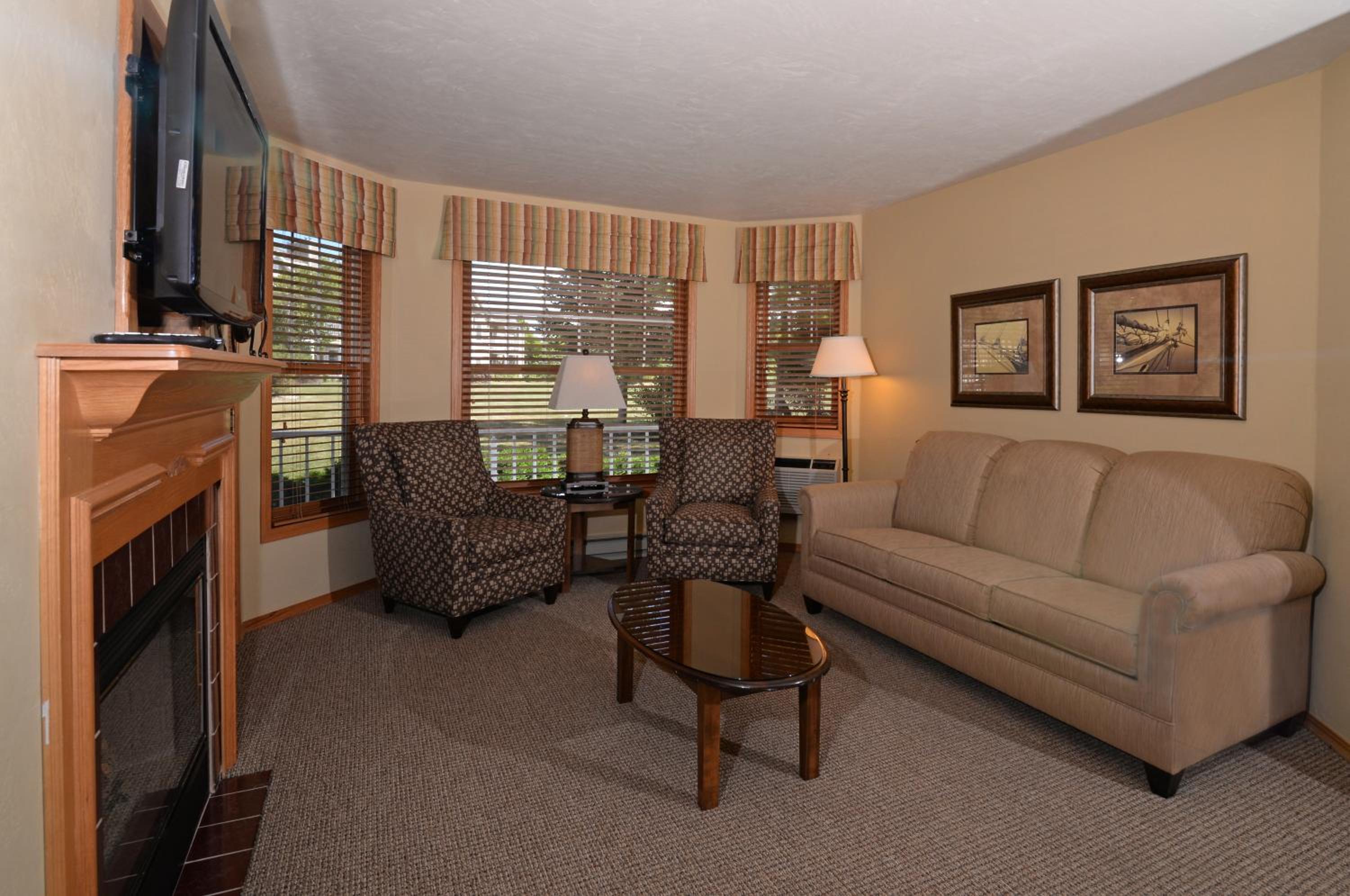 One-Bedroom Suite