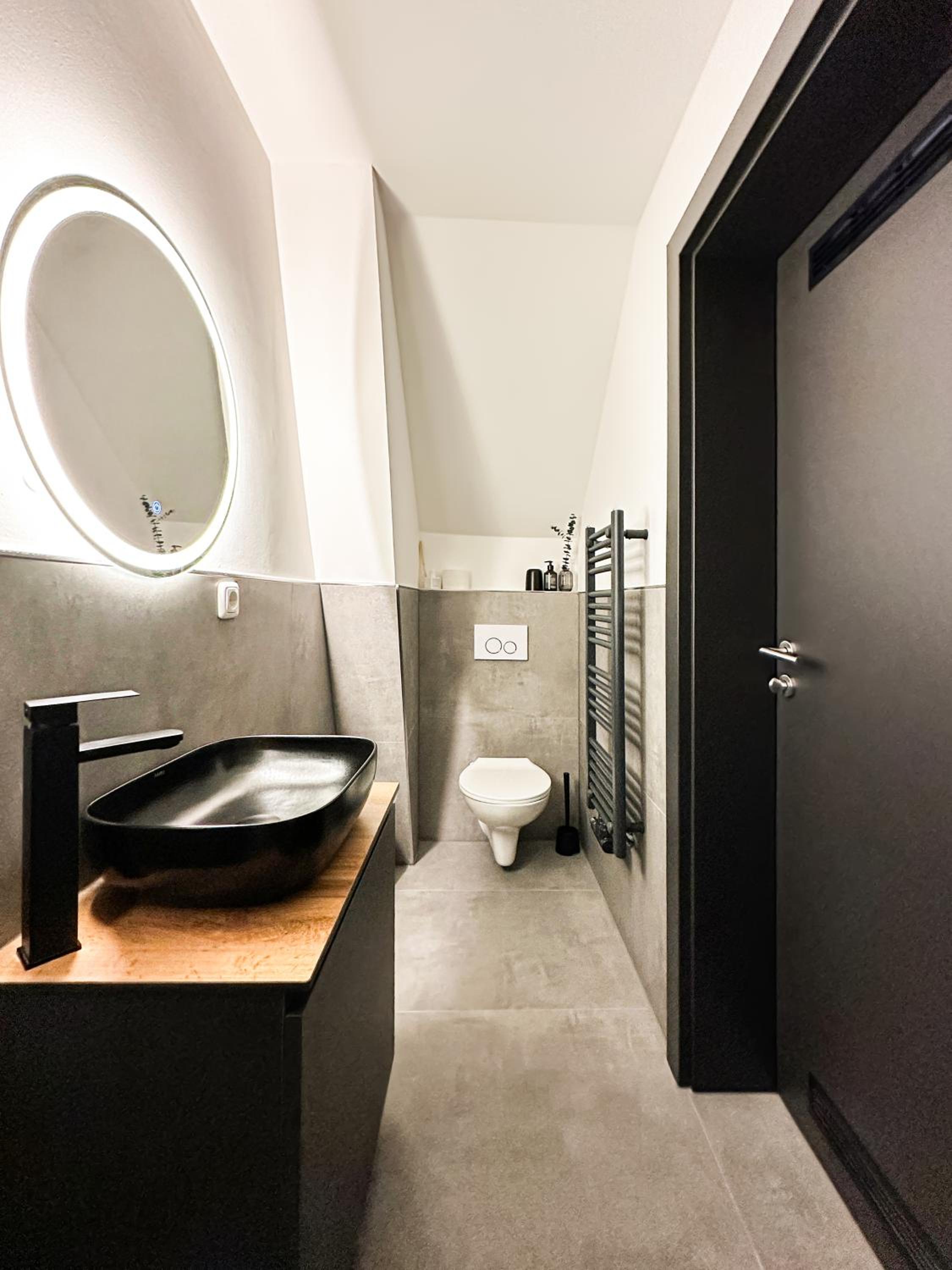 Single Room with Private Bathroom photo 2