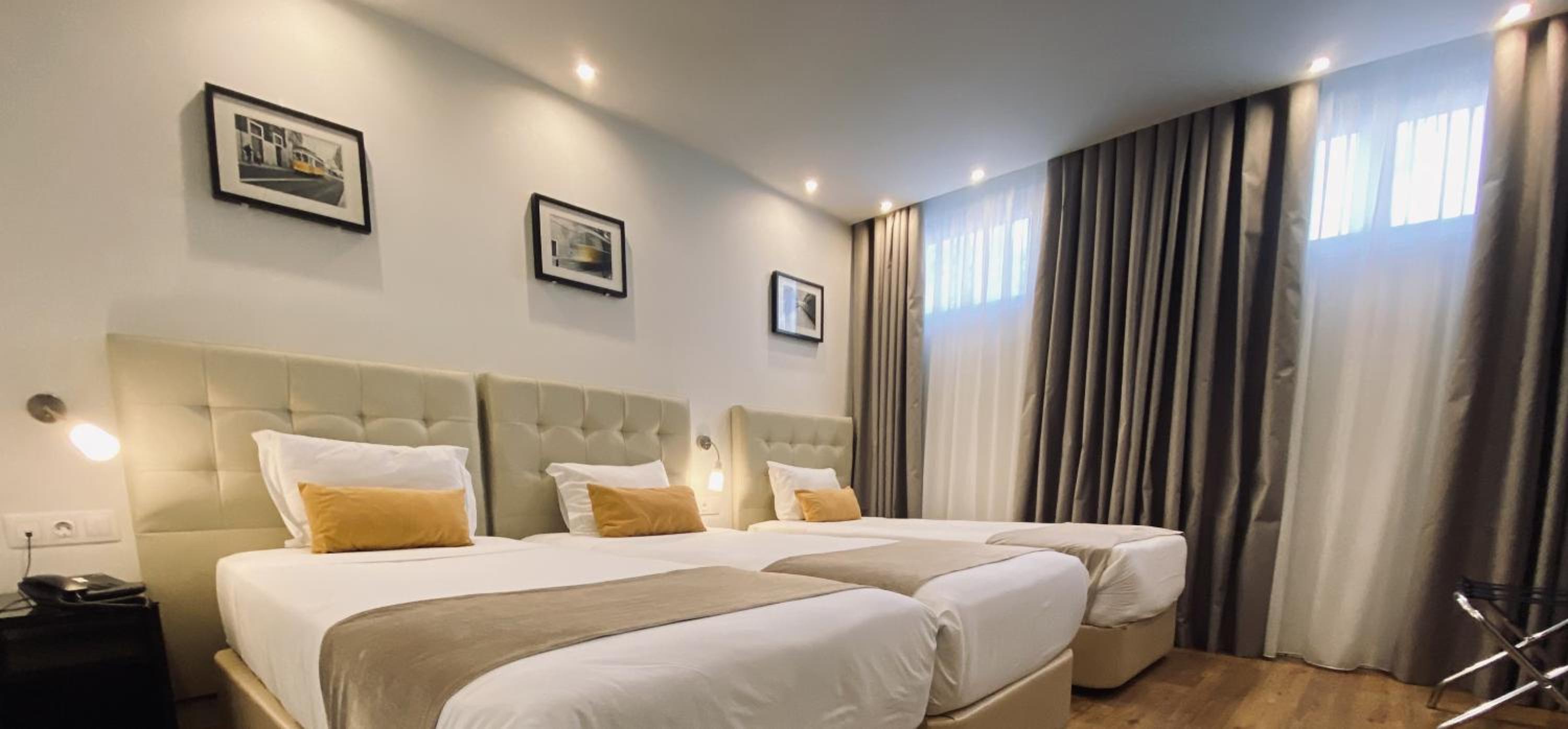 Triple Room Lower Level Without Kitchenette