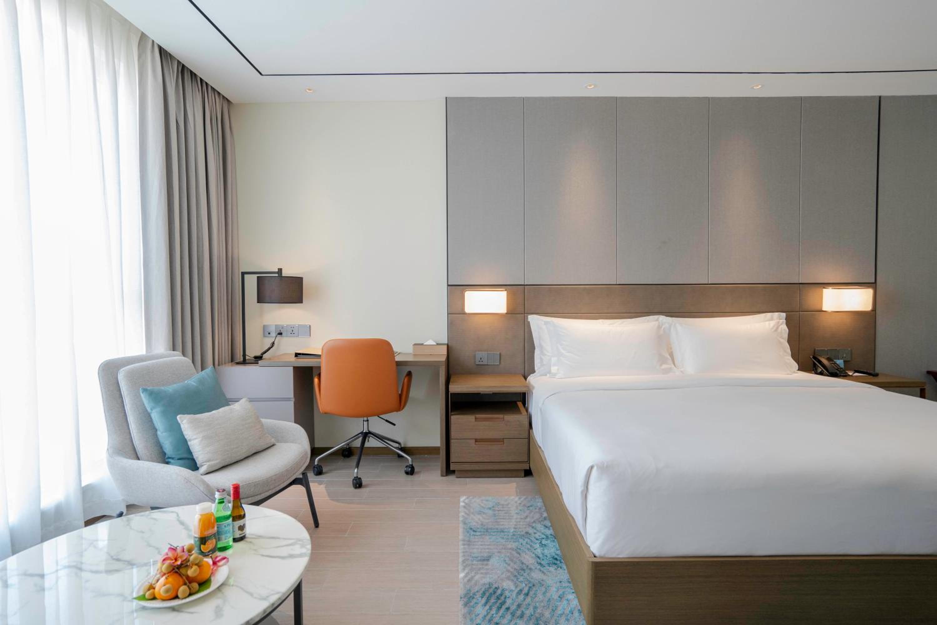 Deluxe Room - Photo 2