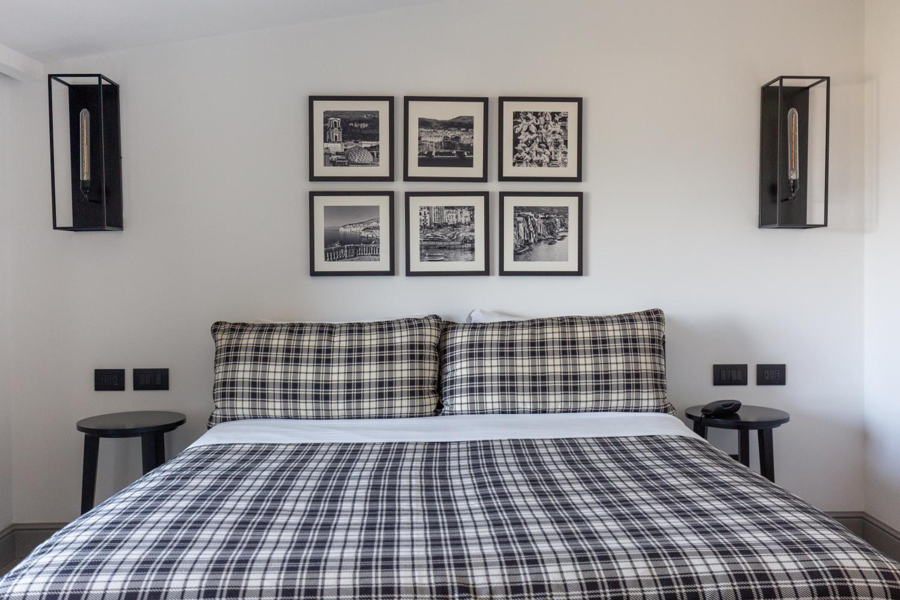 Deluxe Double or Twin Room with Sea View